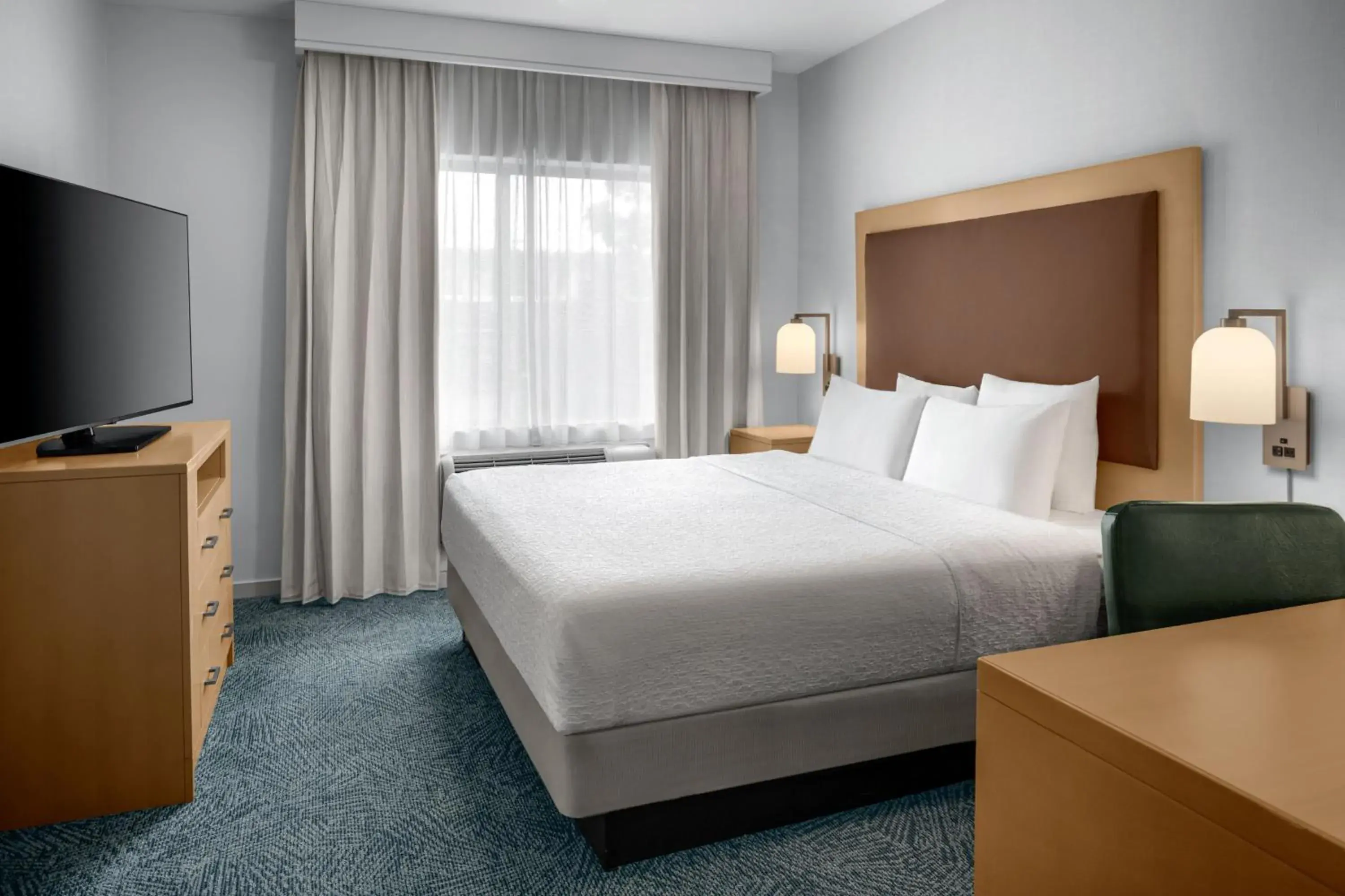 King Suite - Mobility/Hearing Access with Bath Tub - Non-Smoking in Homewood Suites by Hilton Anaheim Conv Ctr/Disneyland Main King Suite - Mobility/Hearing Access with Bath Tub - Non-Smoking in Homewood Suites by Hilton Anaheim Conv Ctr/Disneyland Main