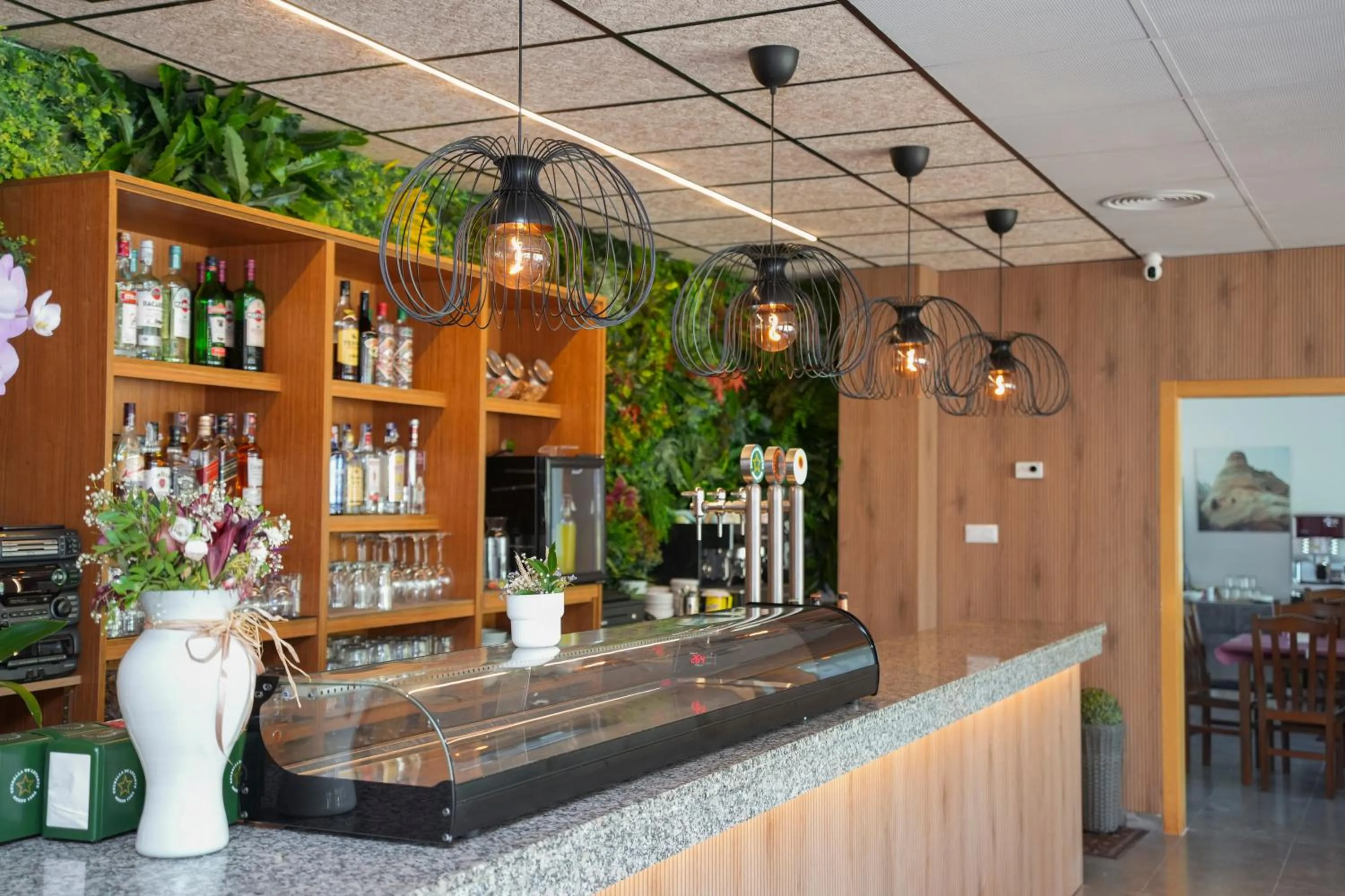 Restaurant/places to eat in Hotel Caravaca Resort