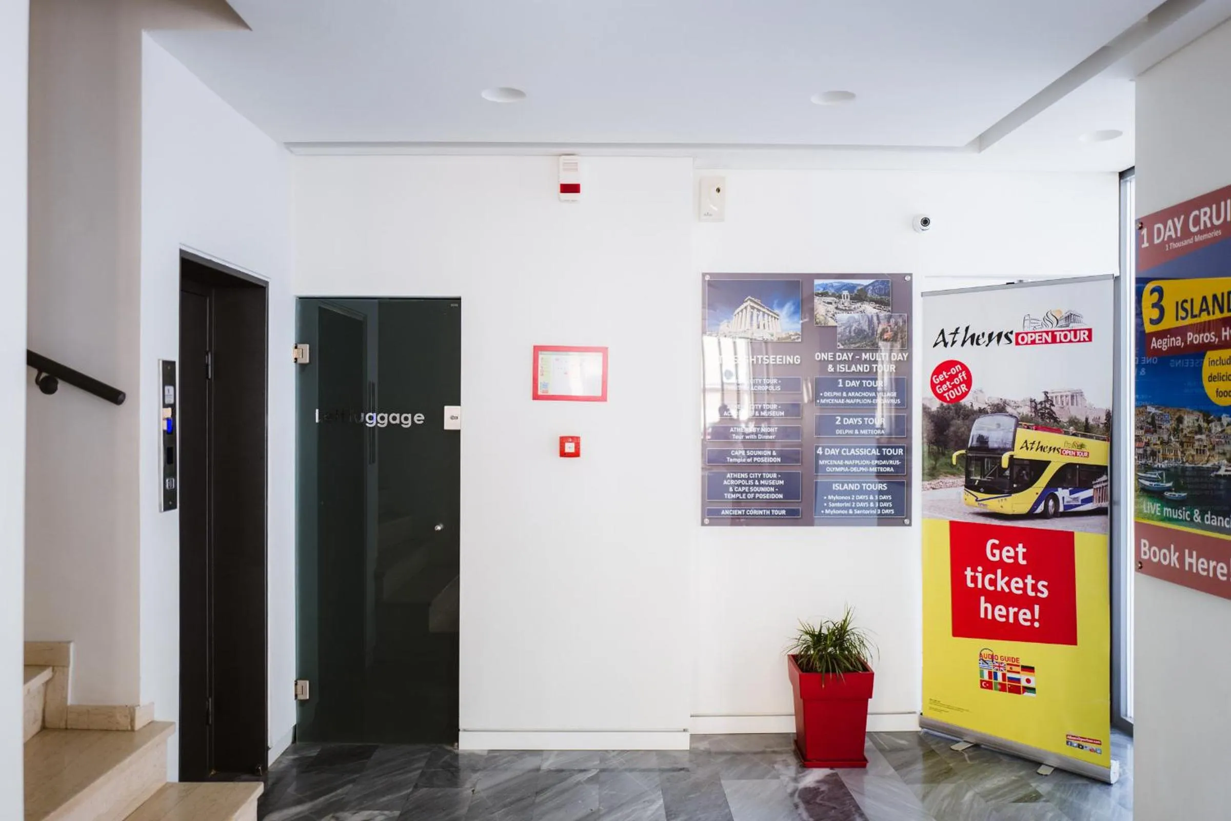 Lobby or reception in Piraeus Port Hotel