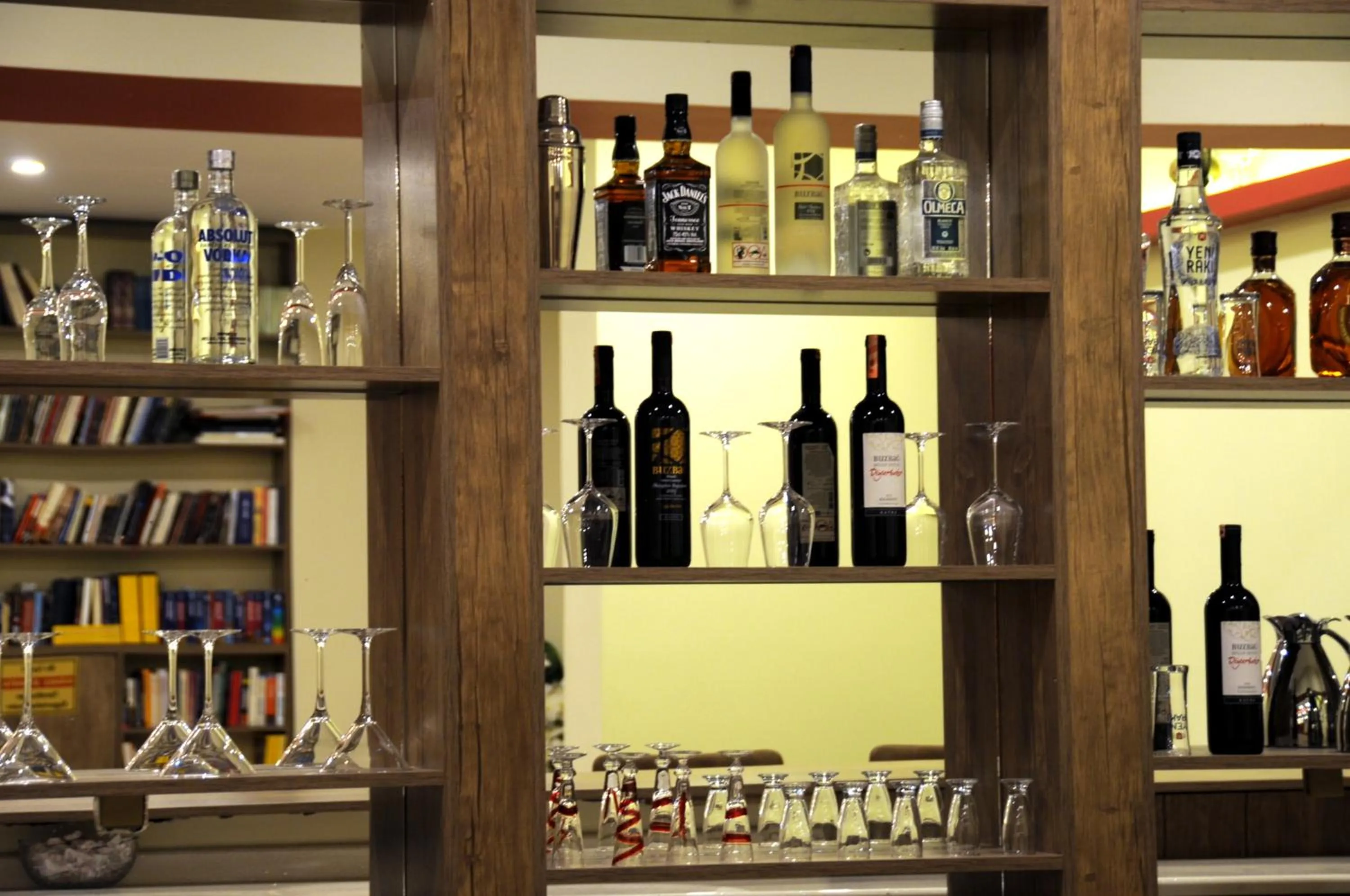 Alcoholic drinks in Tehran Boutique Hotel