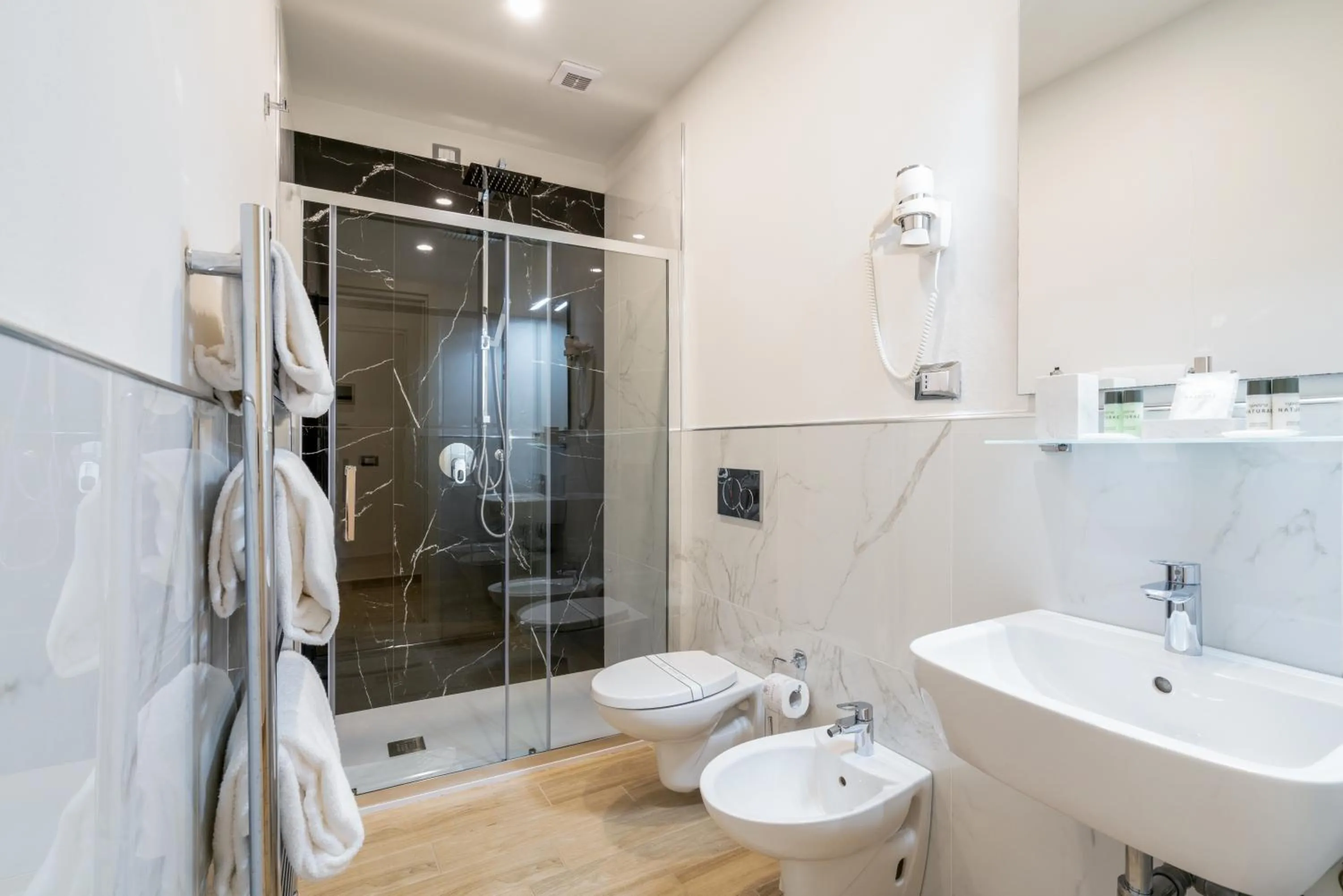 Shower in Hotel Ginori Al Duomo - dBe Hotels