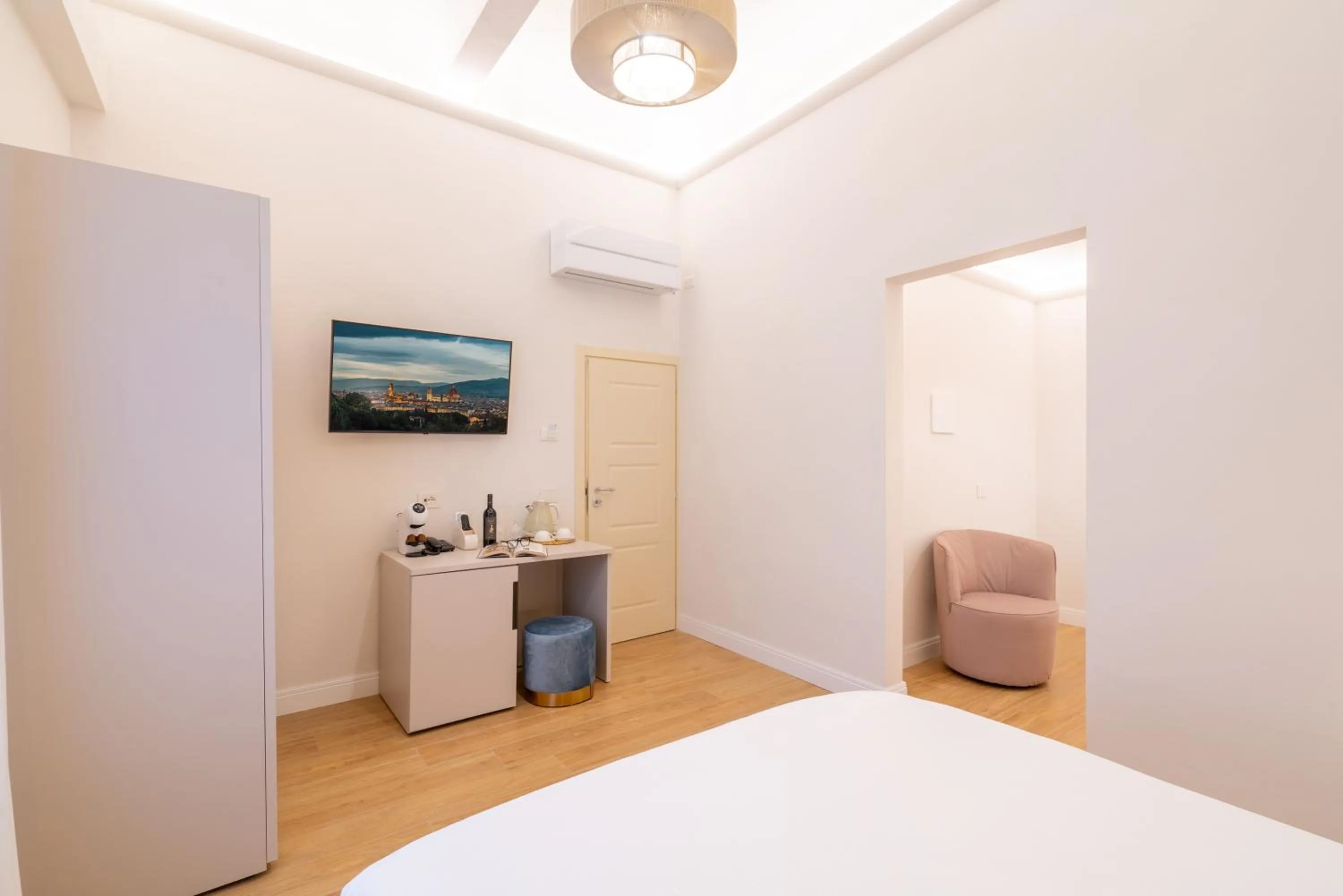 TV and multimedia, Bed in Hotel Ginori Al Duomo - dBe Hotels