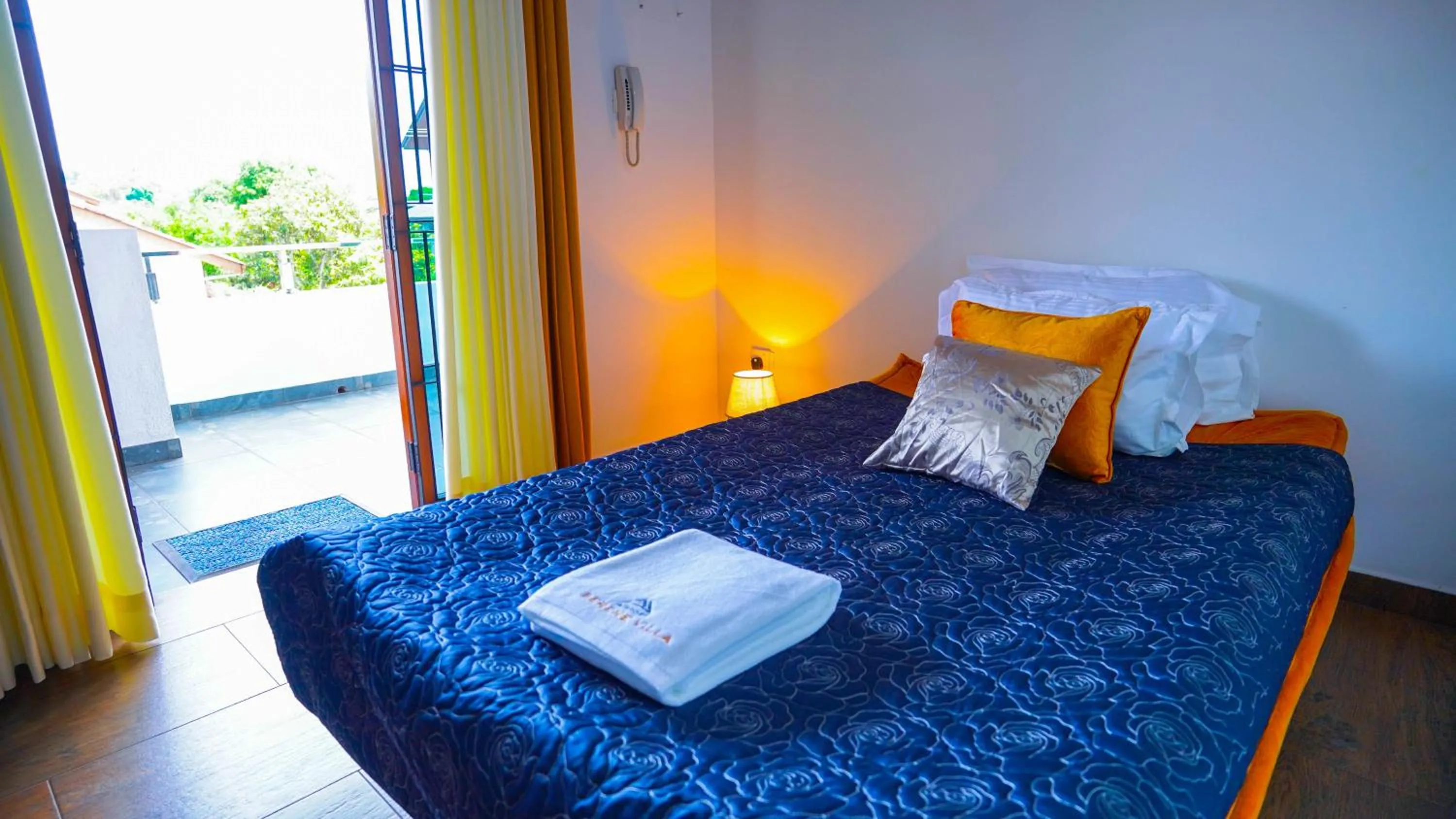 Bedroom, Bed in Serene Villa Airport Transit