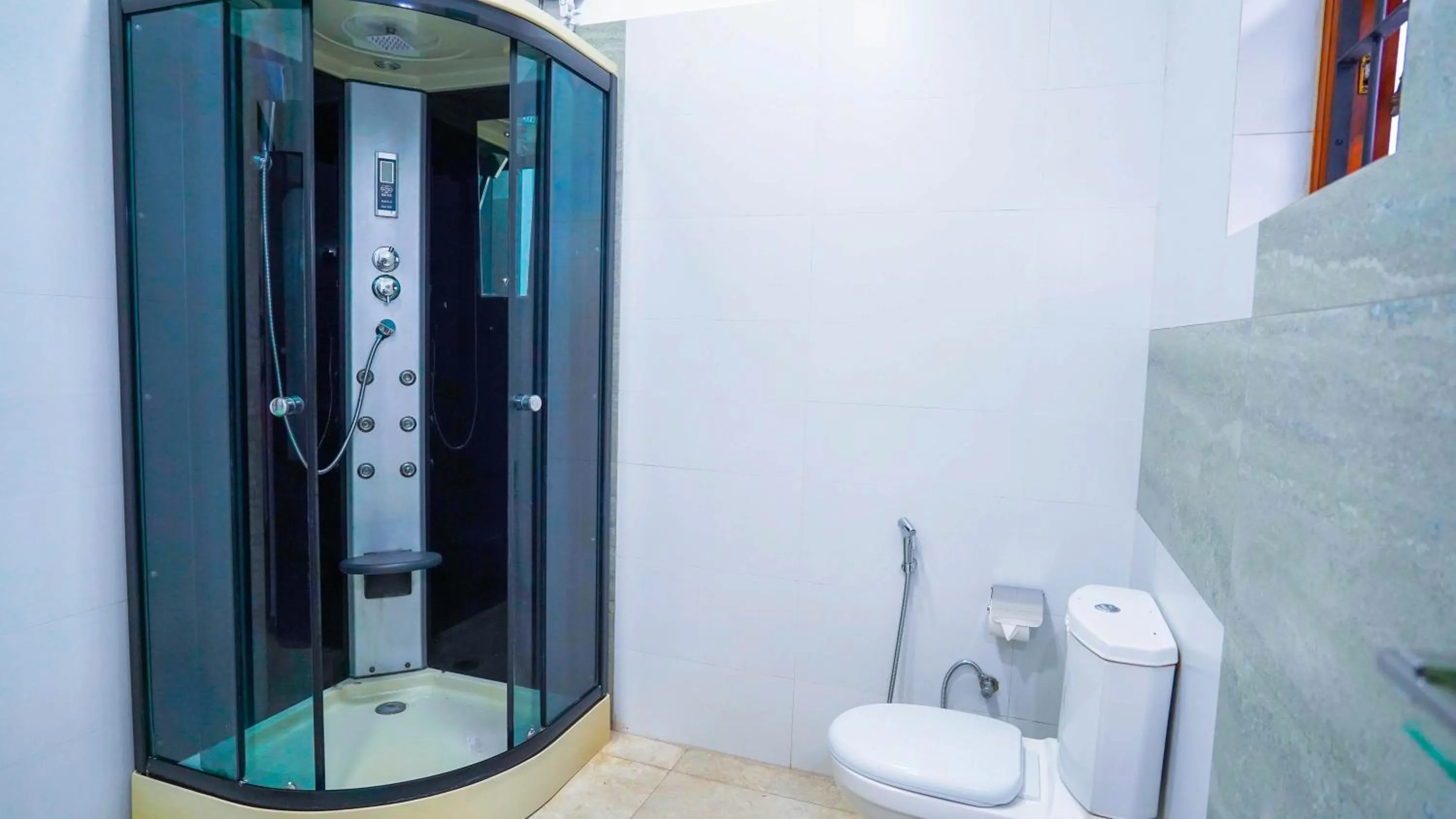 Shower in Serene Villa Airport Transit