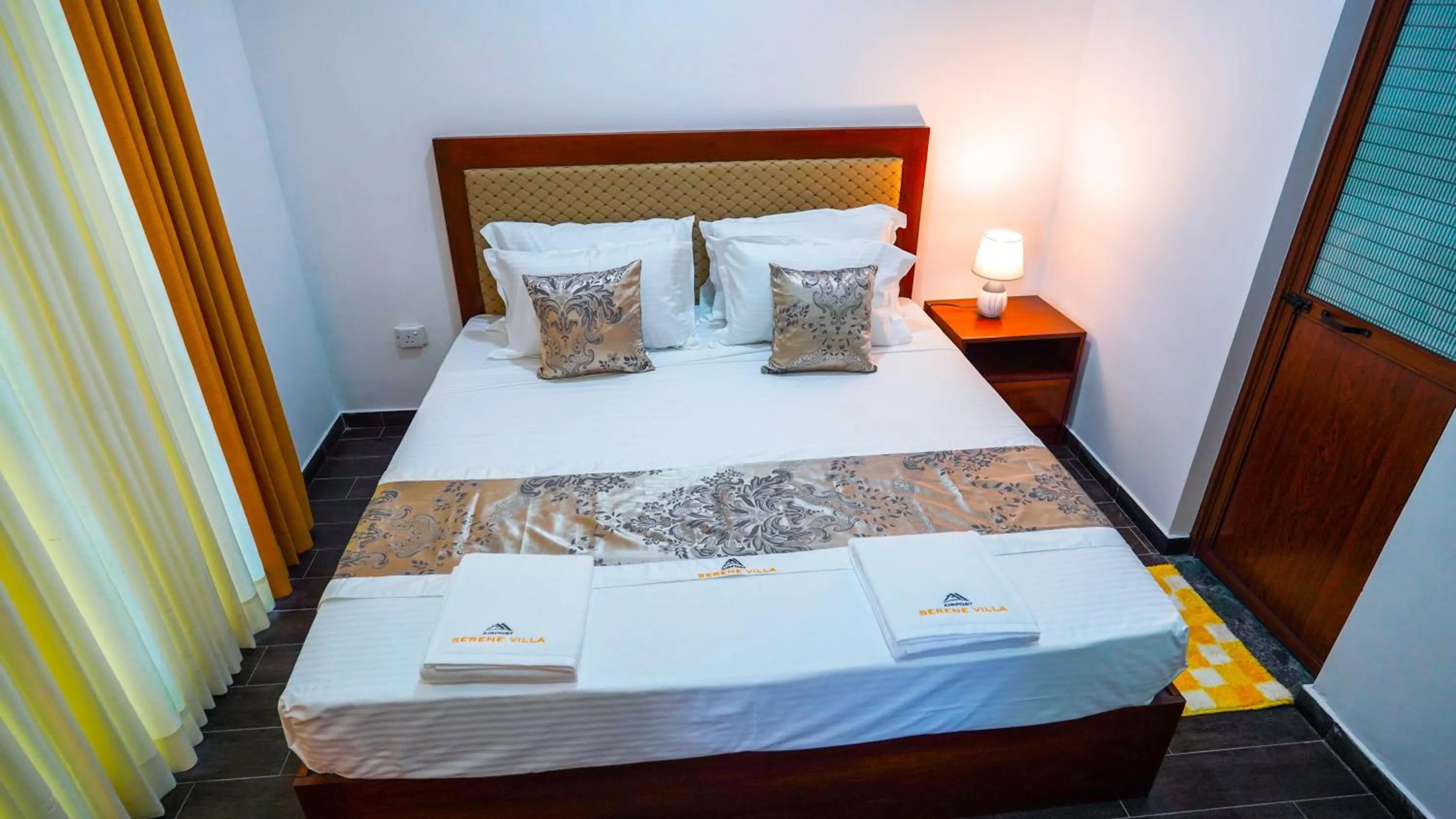 Bedroom, Bed in Serene Villa Airport Transit