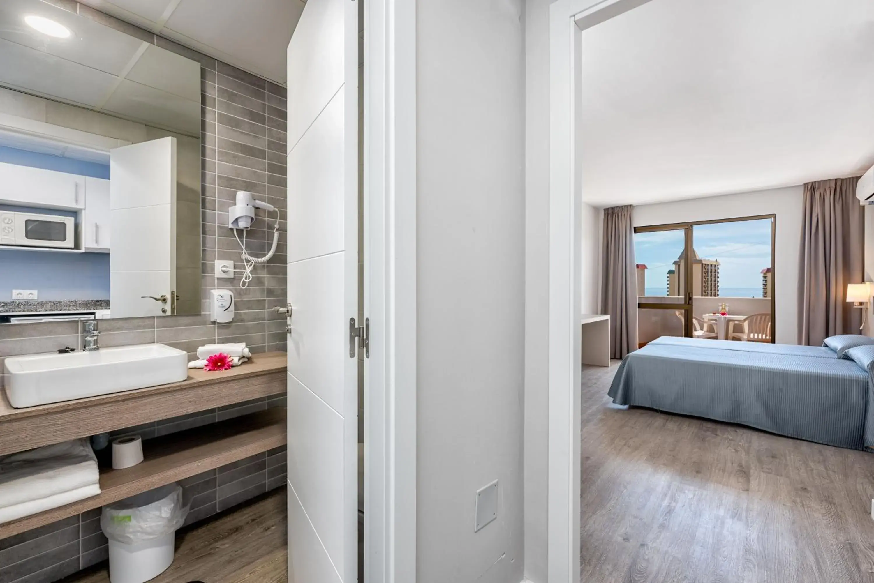 Bed in Veramar Aparthotel Bed in Veramar Aparthotel