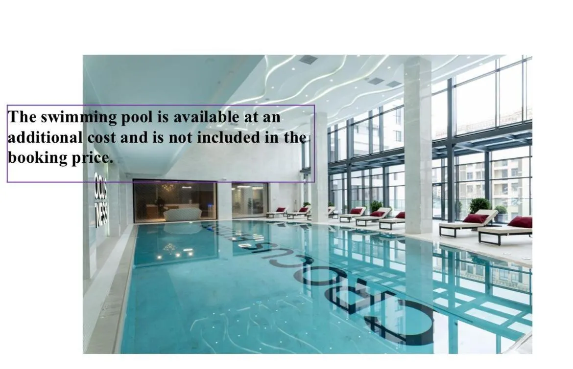 Swimming pool in Sabah Bayil Residence Family Apart