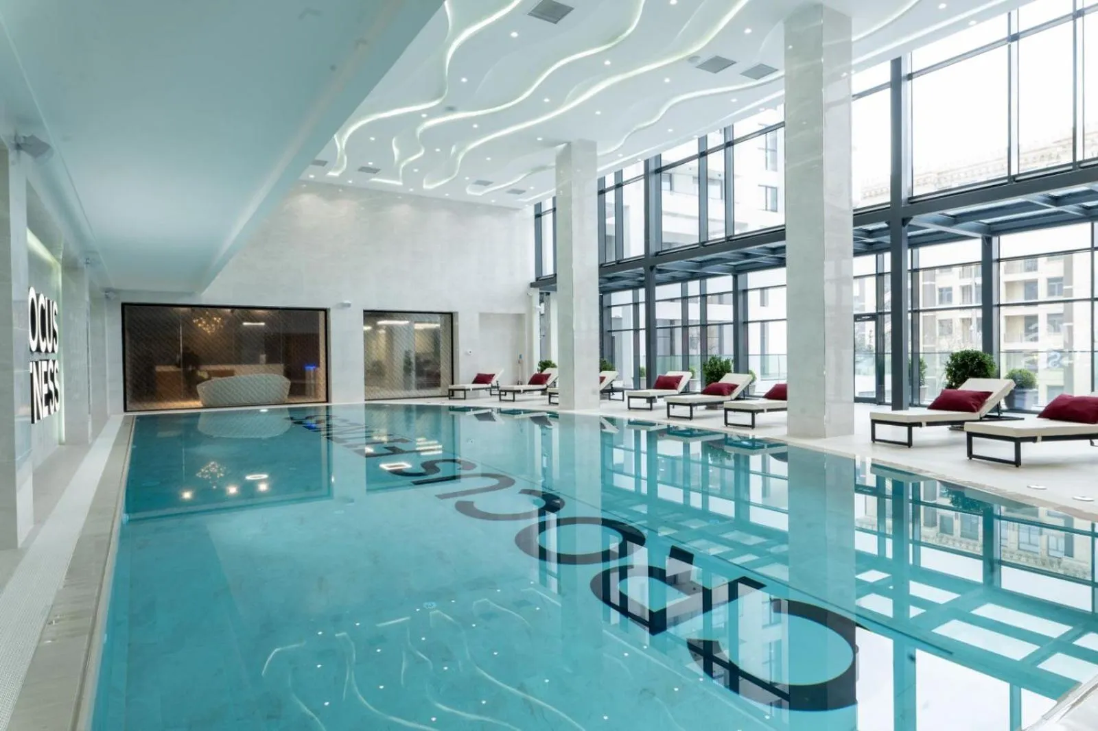 Swimming pool in Sabah Bayil Residence Family Apart