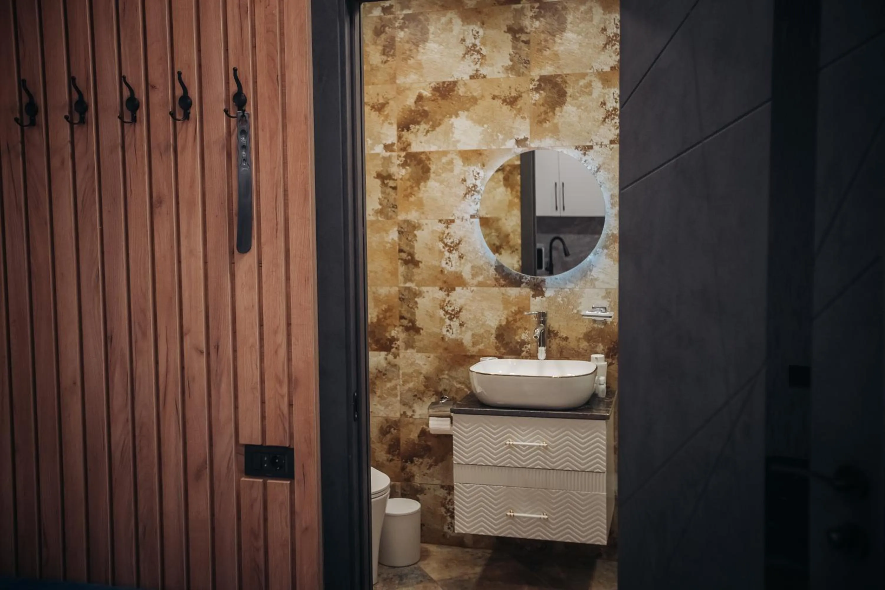 Bathroom in Sabah Bayil Residence Family Apart