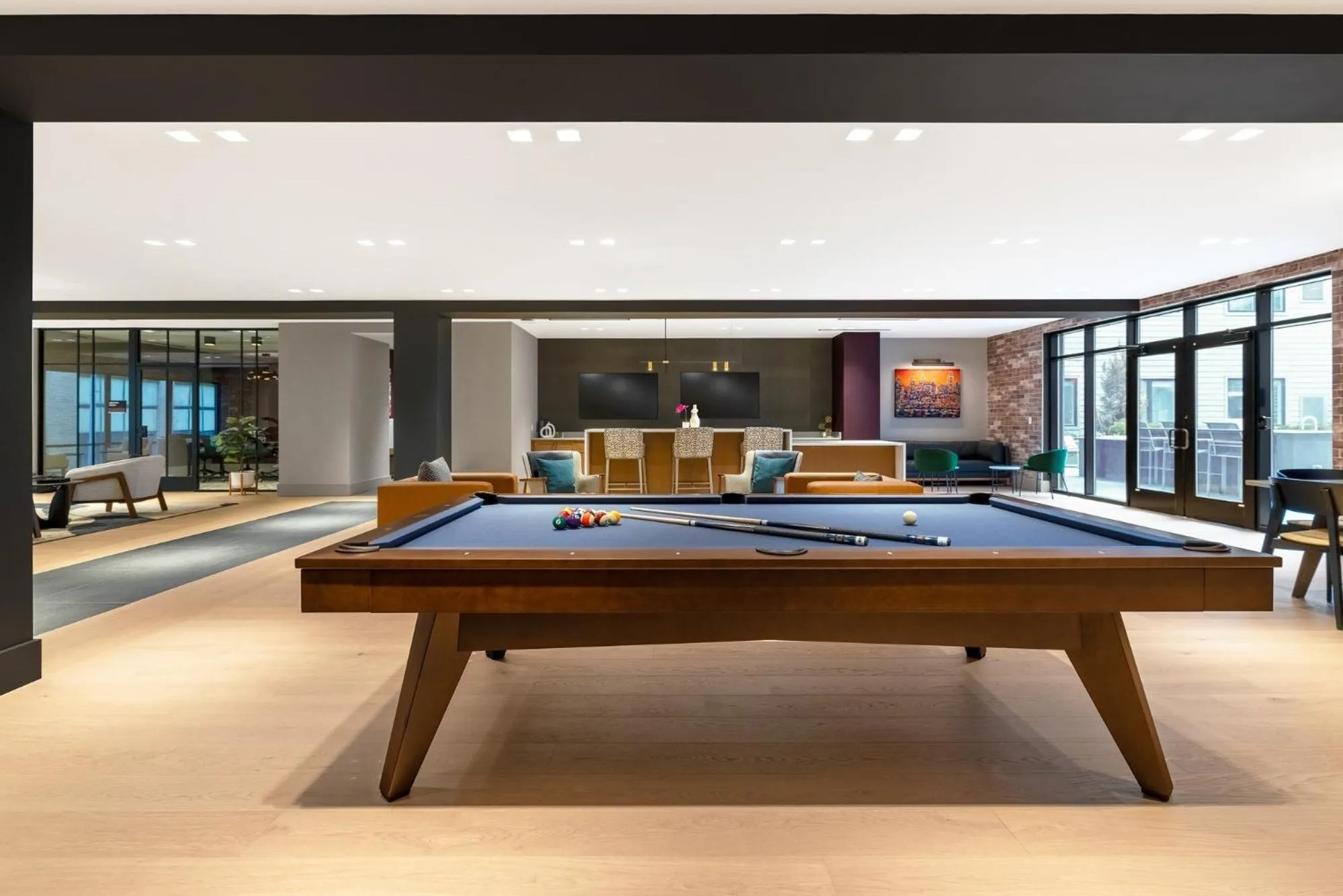 Luxury Apartments by Hyatus Center City