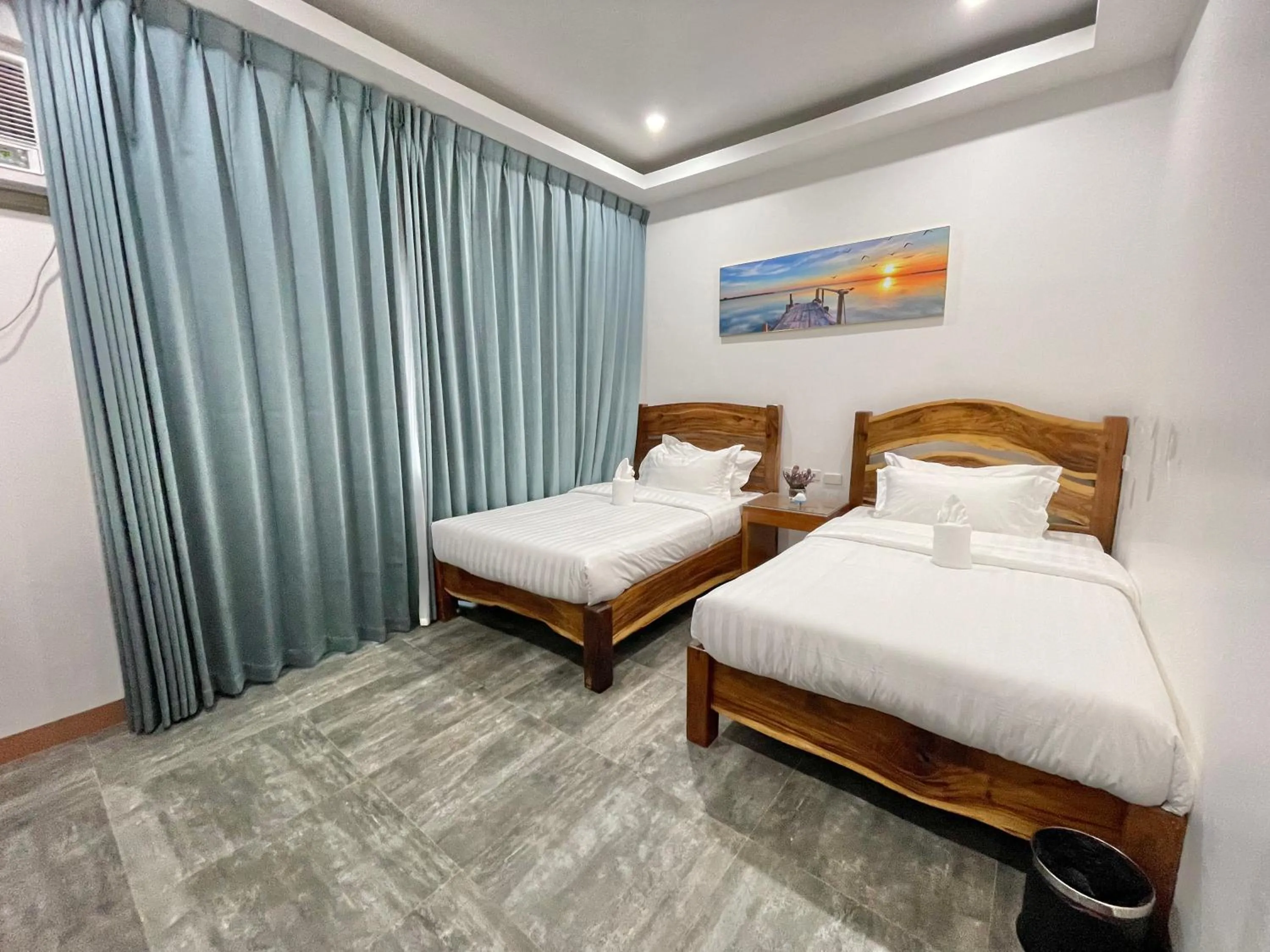 Bed in Ocean Star Coron