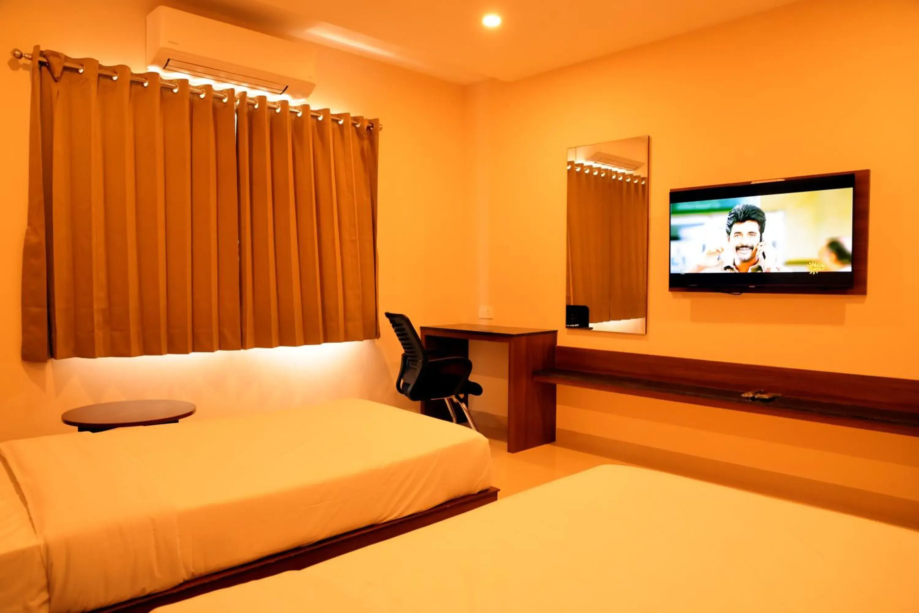 Photo of the whole room, Bed in Hotel Le Palace Photo of the whole room, Bed in Hotel Le Palace