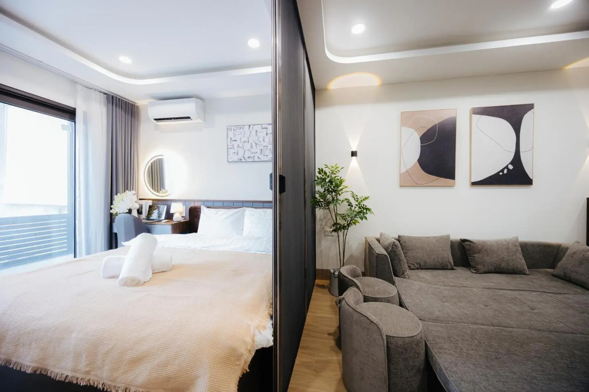 Deluxe One-Bedroom Apartment in Wisteria Apartment Hanoi Deluxe One-Bedroom Apartment in Wisteria Apartment Hanoi