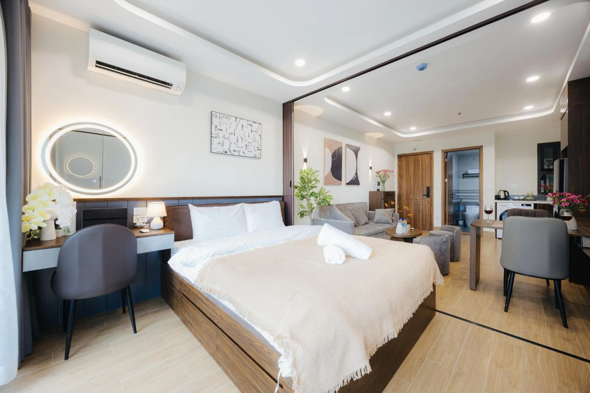 Bed in Wisteria Apartment Hanoi
