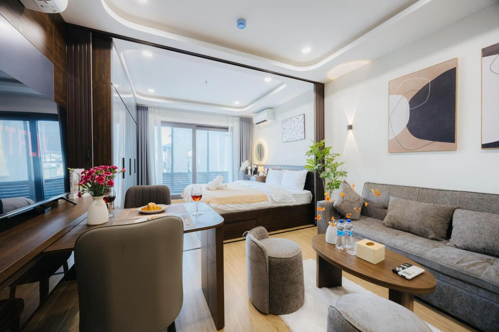 Wisteria Apartment Hanoi