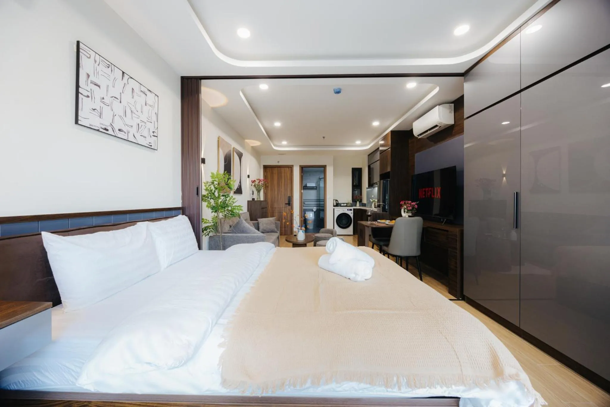 Bed in Wisteria Apartment Hanoi