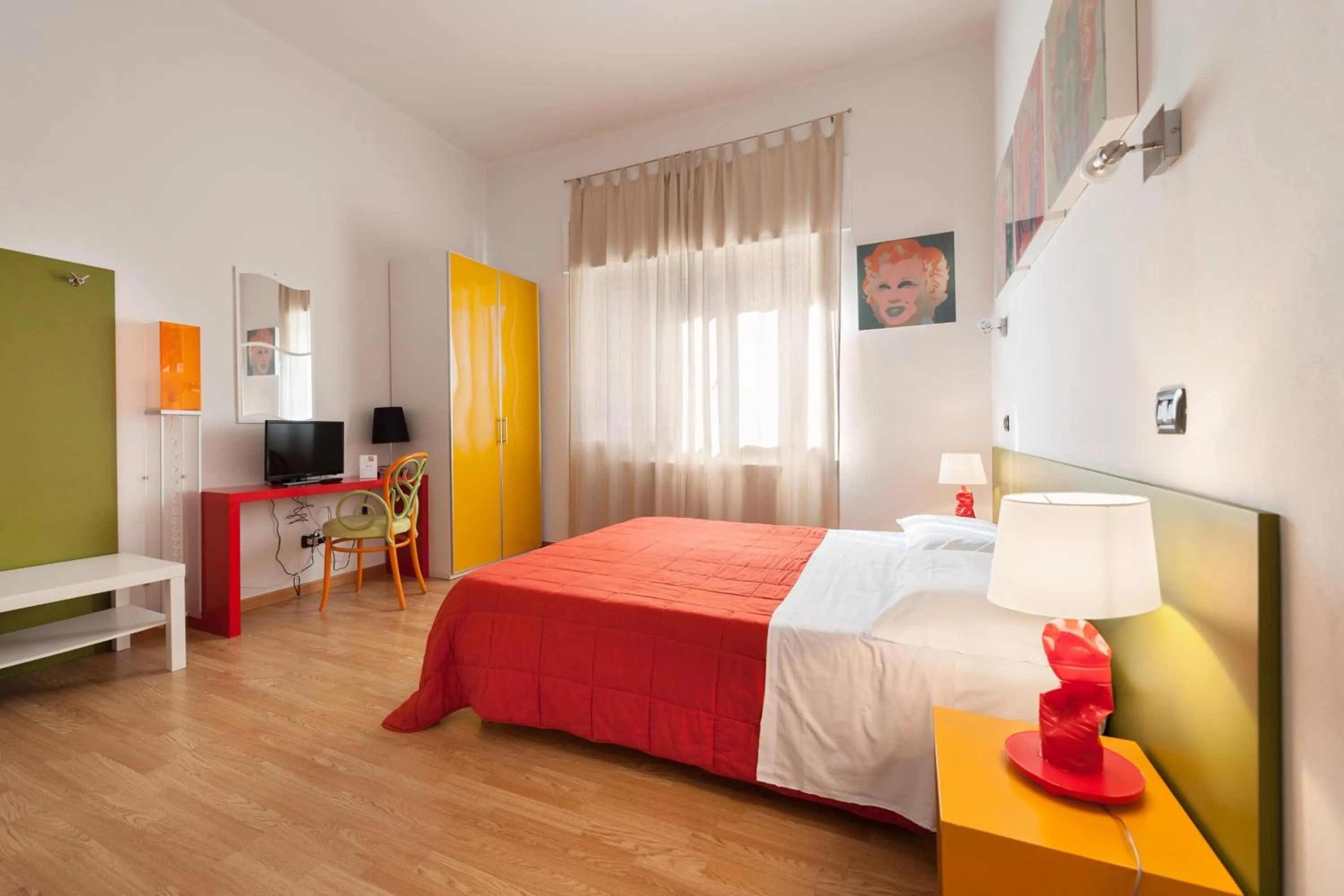 Bedroom, Bed in Lucca in Villa San Marco