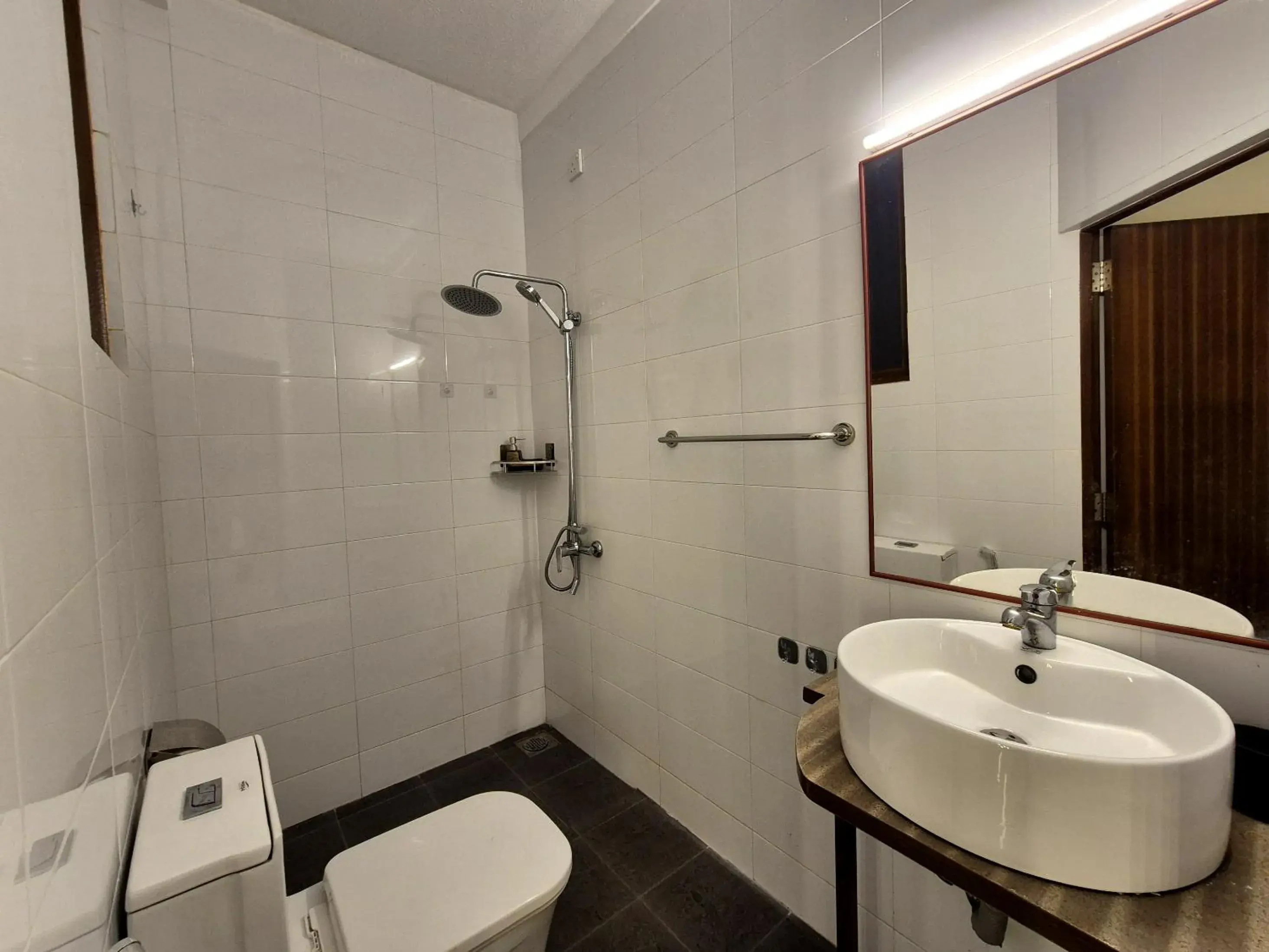 Deluxe One-Bedroom Apartment in Shiloh Apartments Deluxe One-Bedroom Apartment in Shiloh Apartments