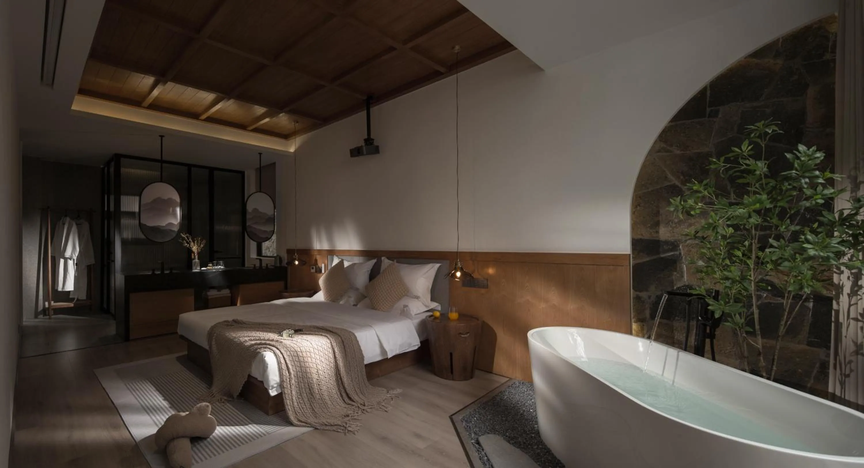 Hot Tub in SIXI Conglu Design Aesthetics Hotel