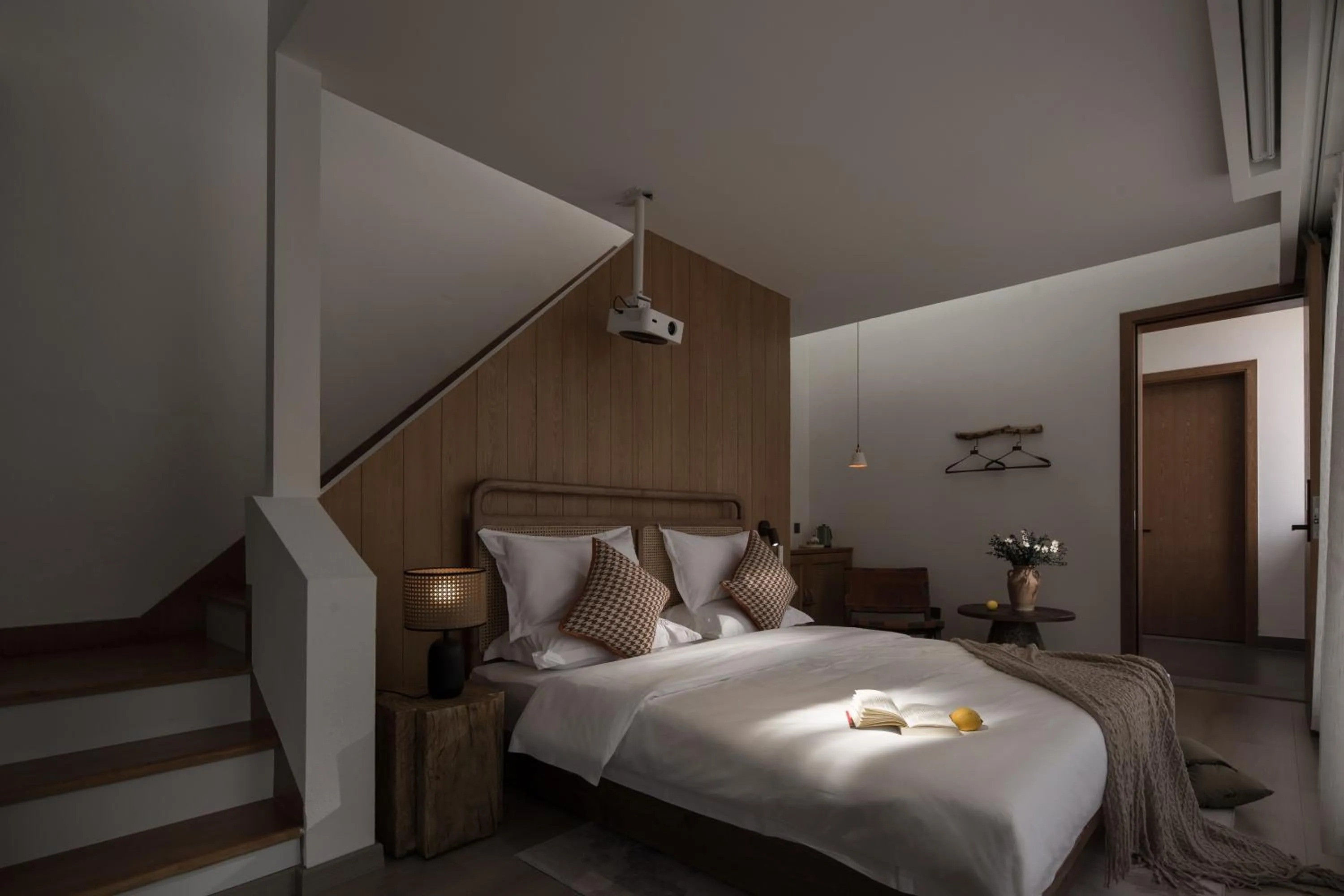 Bed in SIXI Conglu Design Aesthetics Hotel