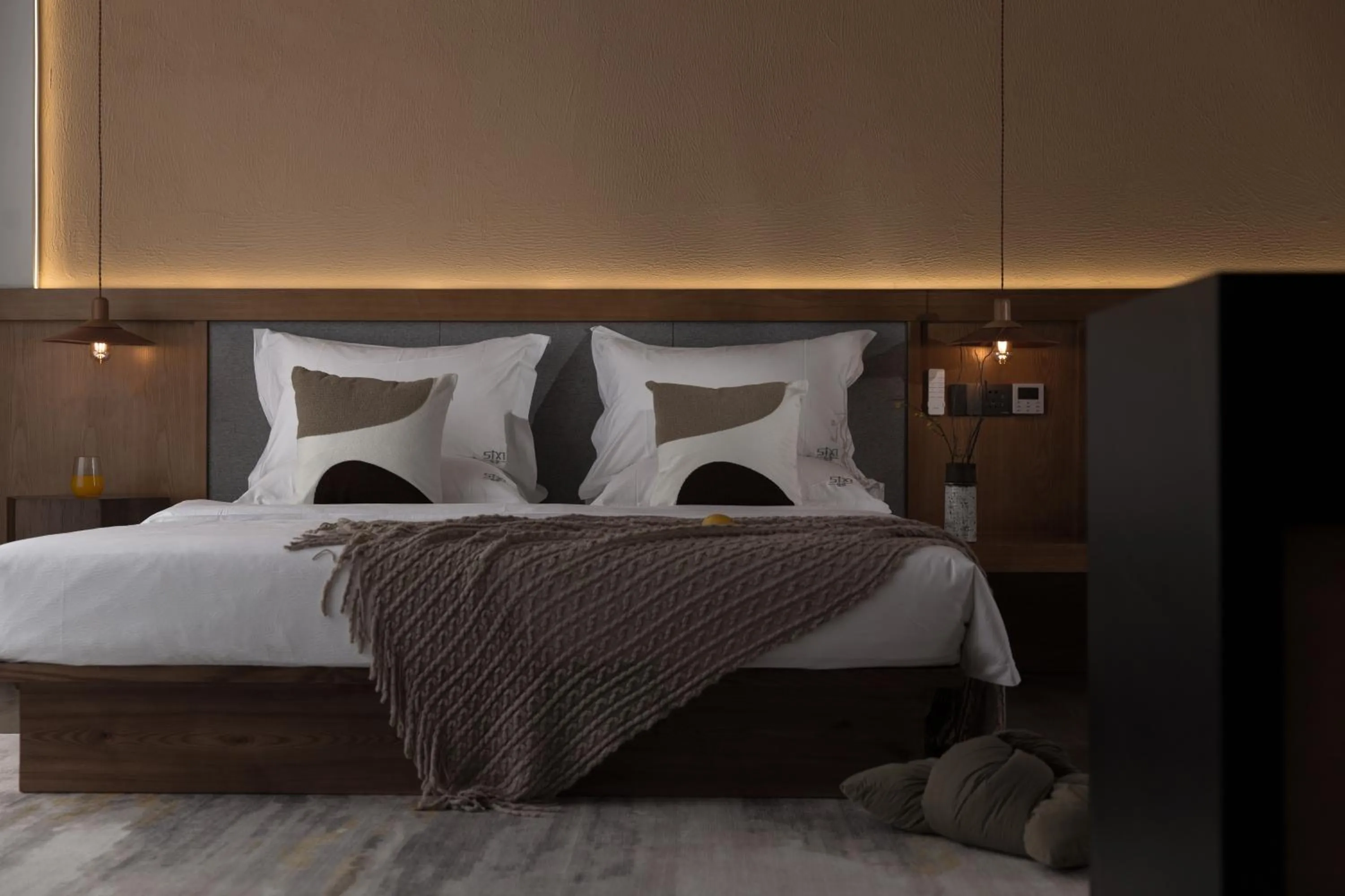 Bed in SIXI Conglu Design Aesthetics Hotel