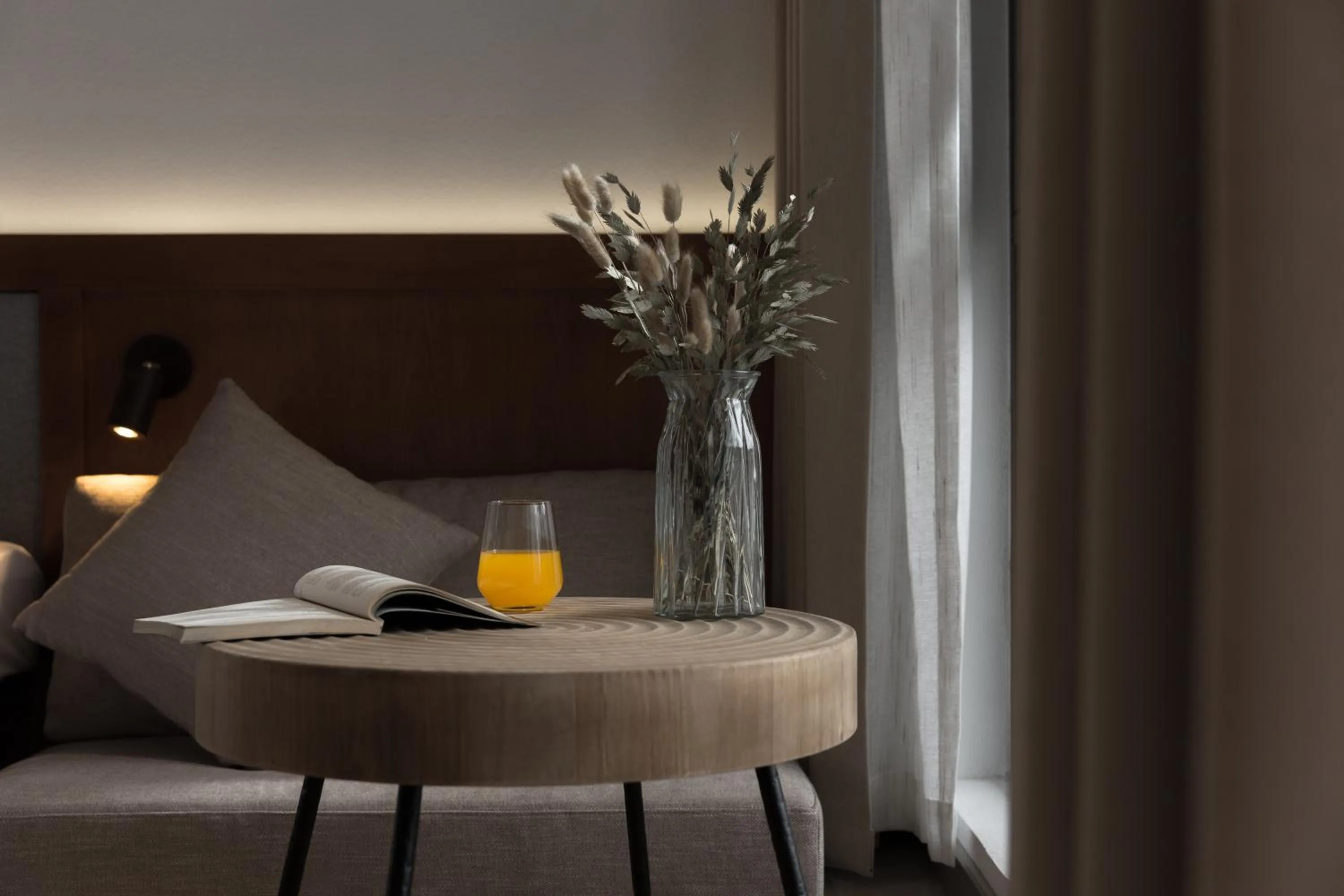 Seating area in SIXI Conglu Design Aesthetics Hotel