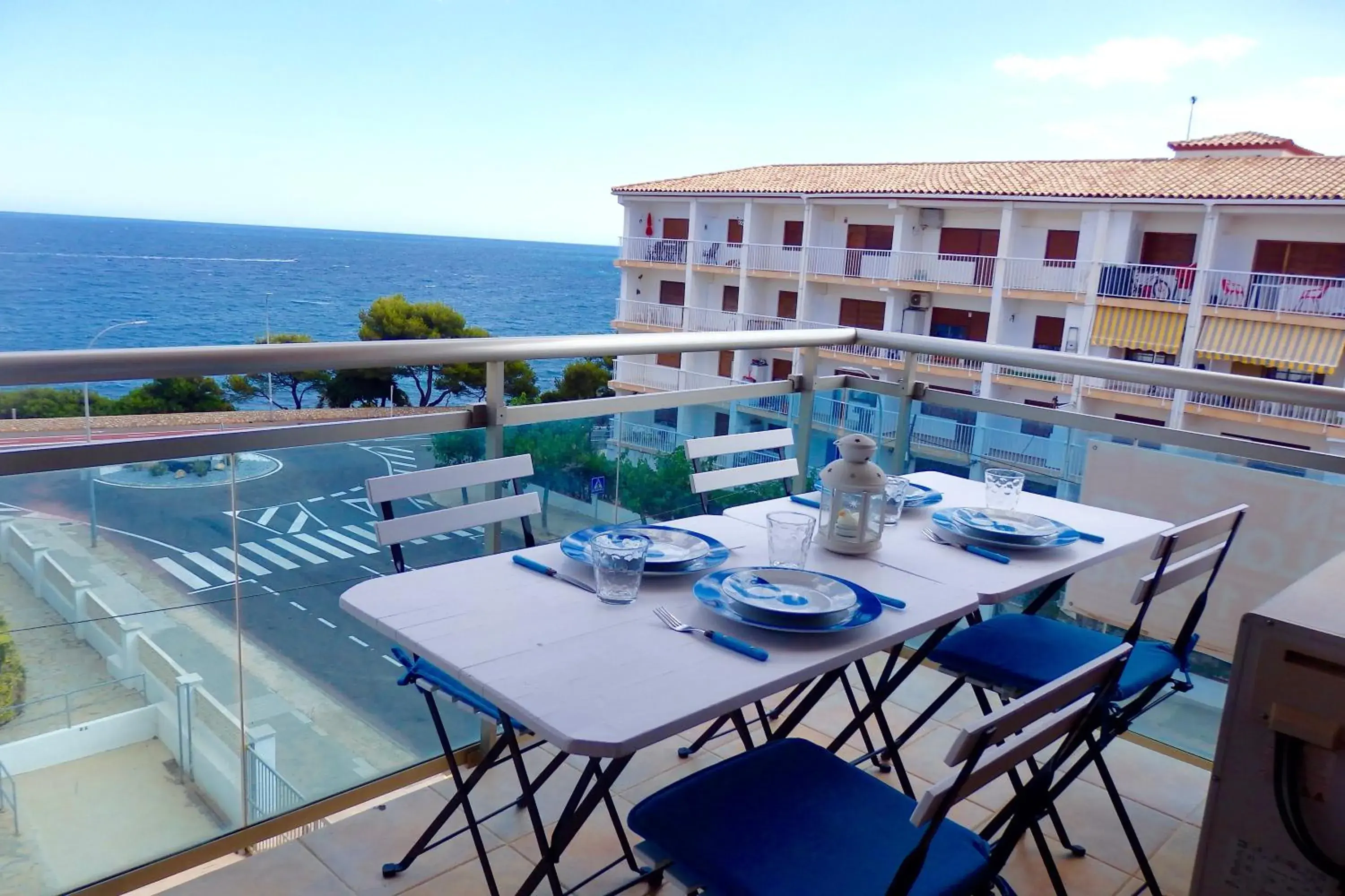 Meddays Apartamento la Caleta Ático Meddays Apartamento la Caleta Ático