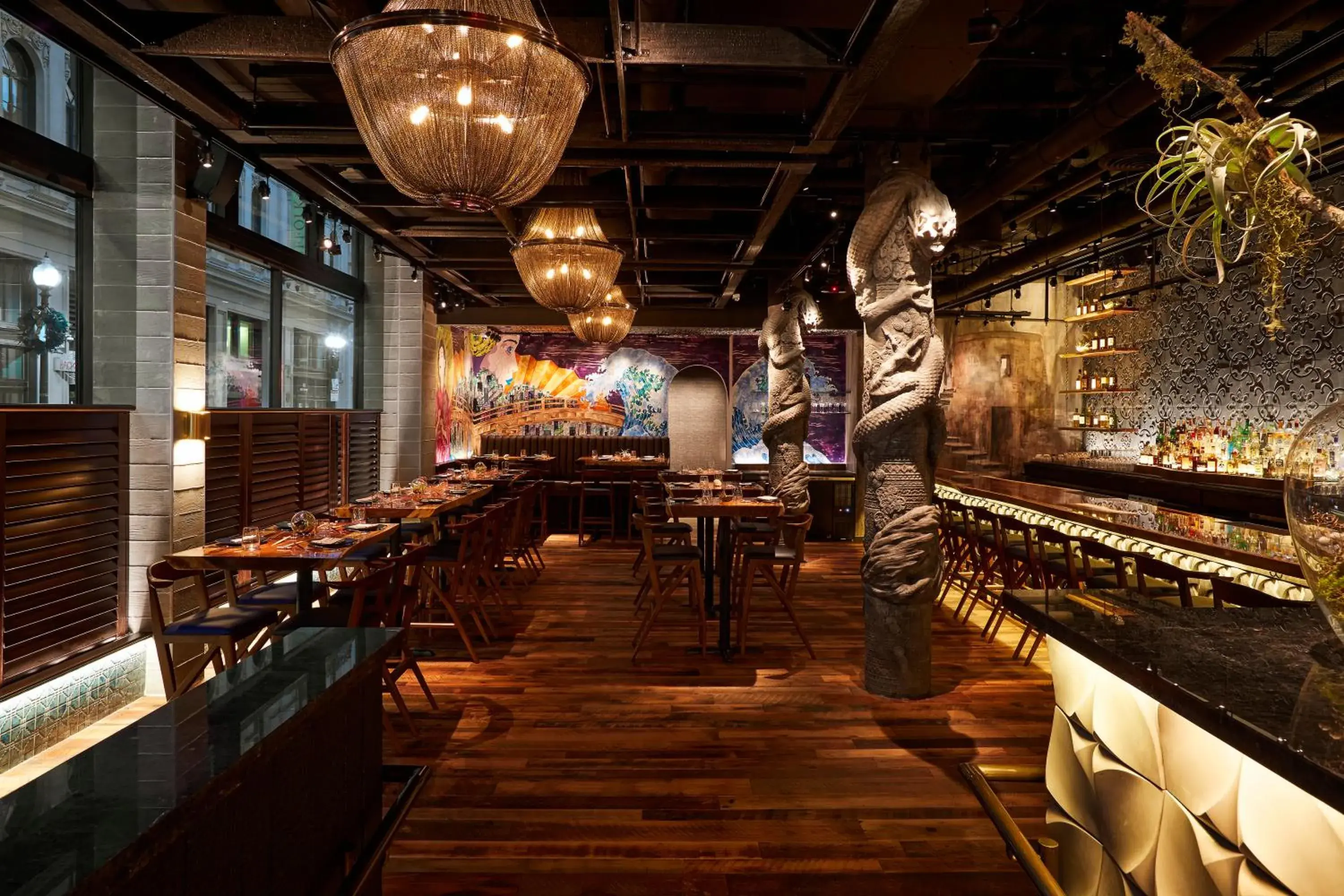 Restaurant/places to eat in The Godfrey Hotel Boston Restaurant/places to eat in The Godfrey Hotel Boston