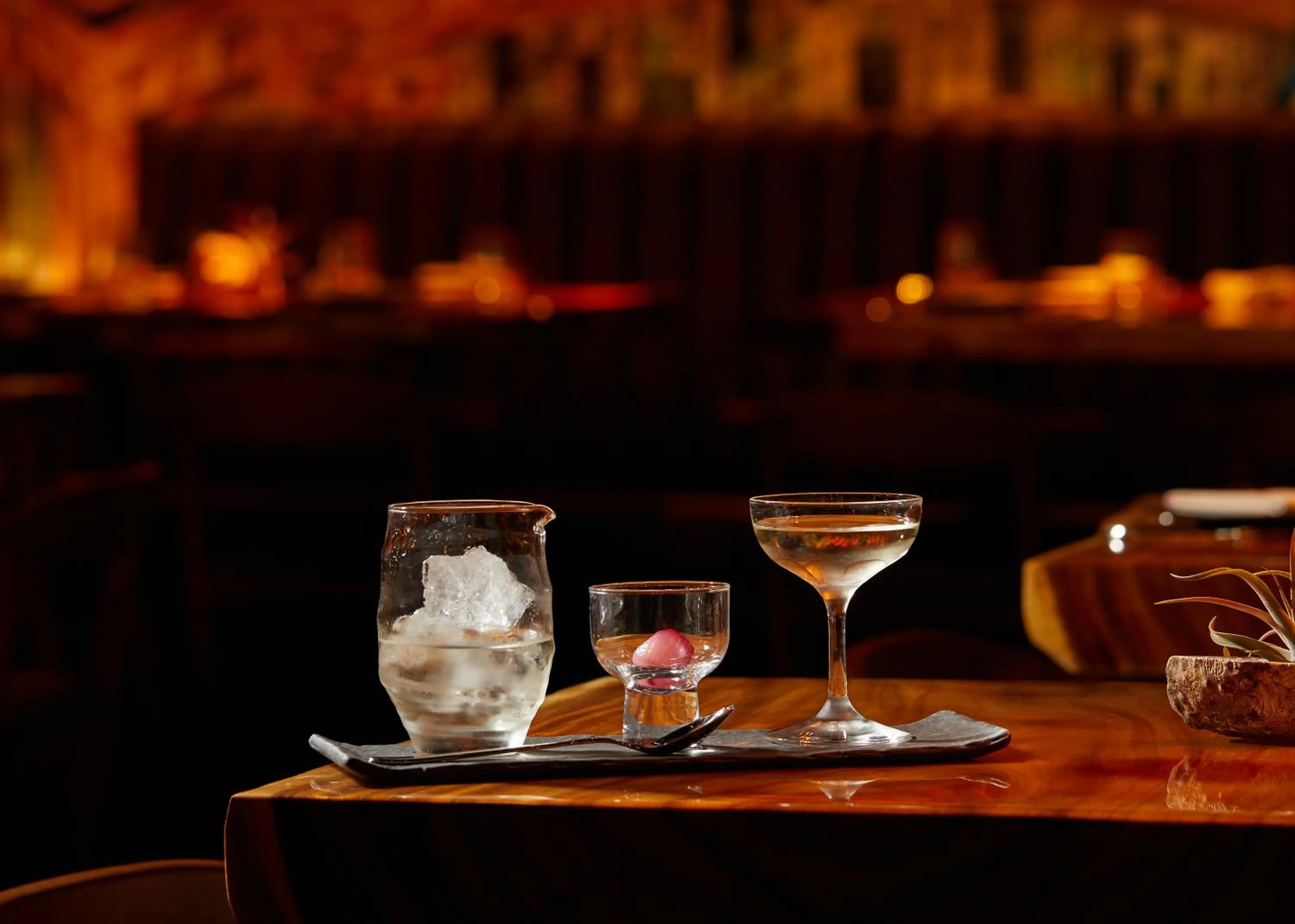 Alcoholic drinks in The Godfrey Hotel Boston