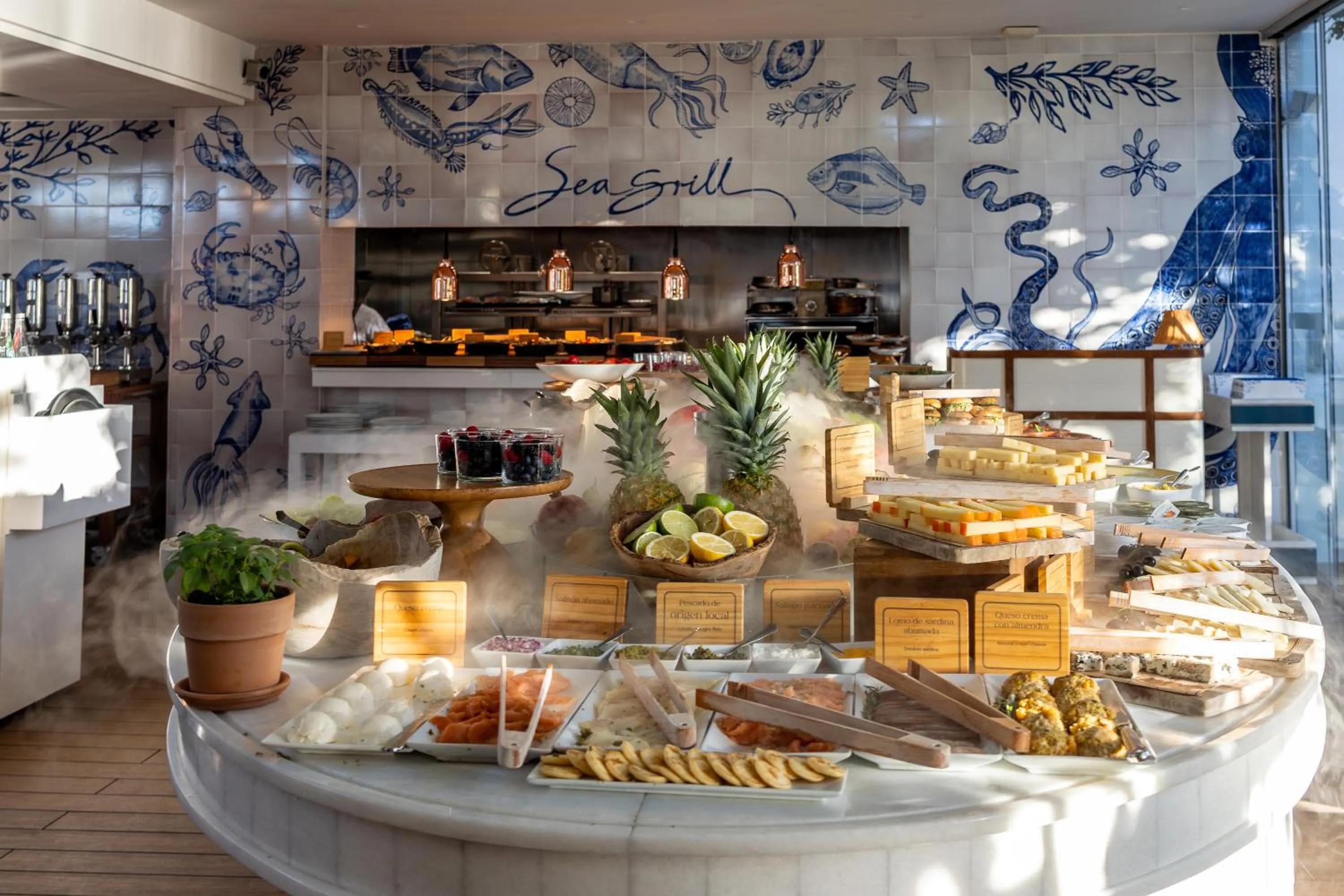 Restaurant/places to eat in Puente Romano Marbella