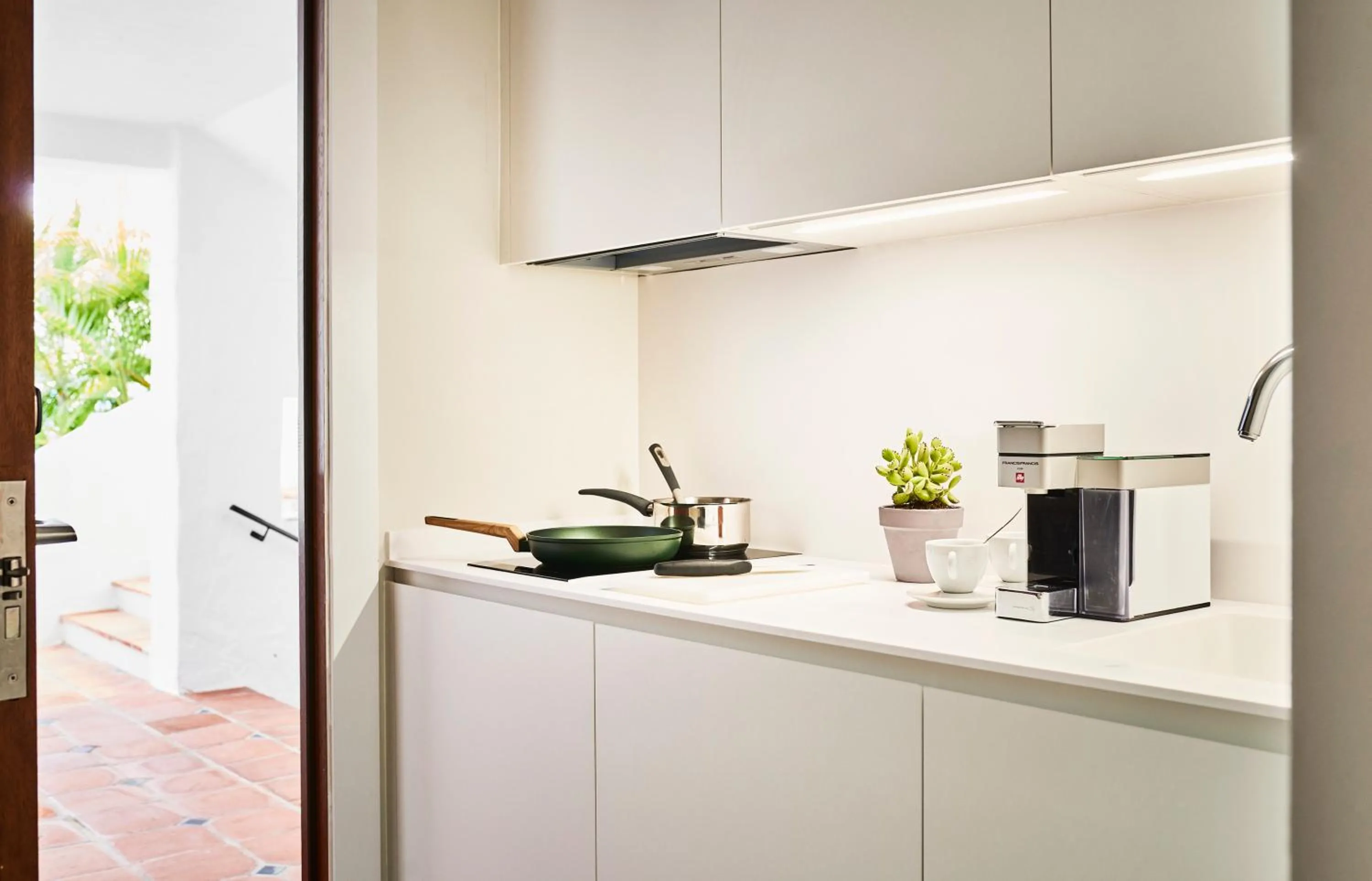 kitchen in Puente Romano Marbella