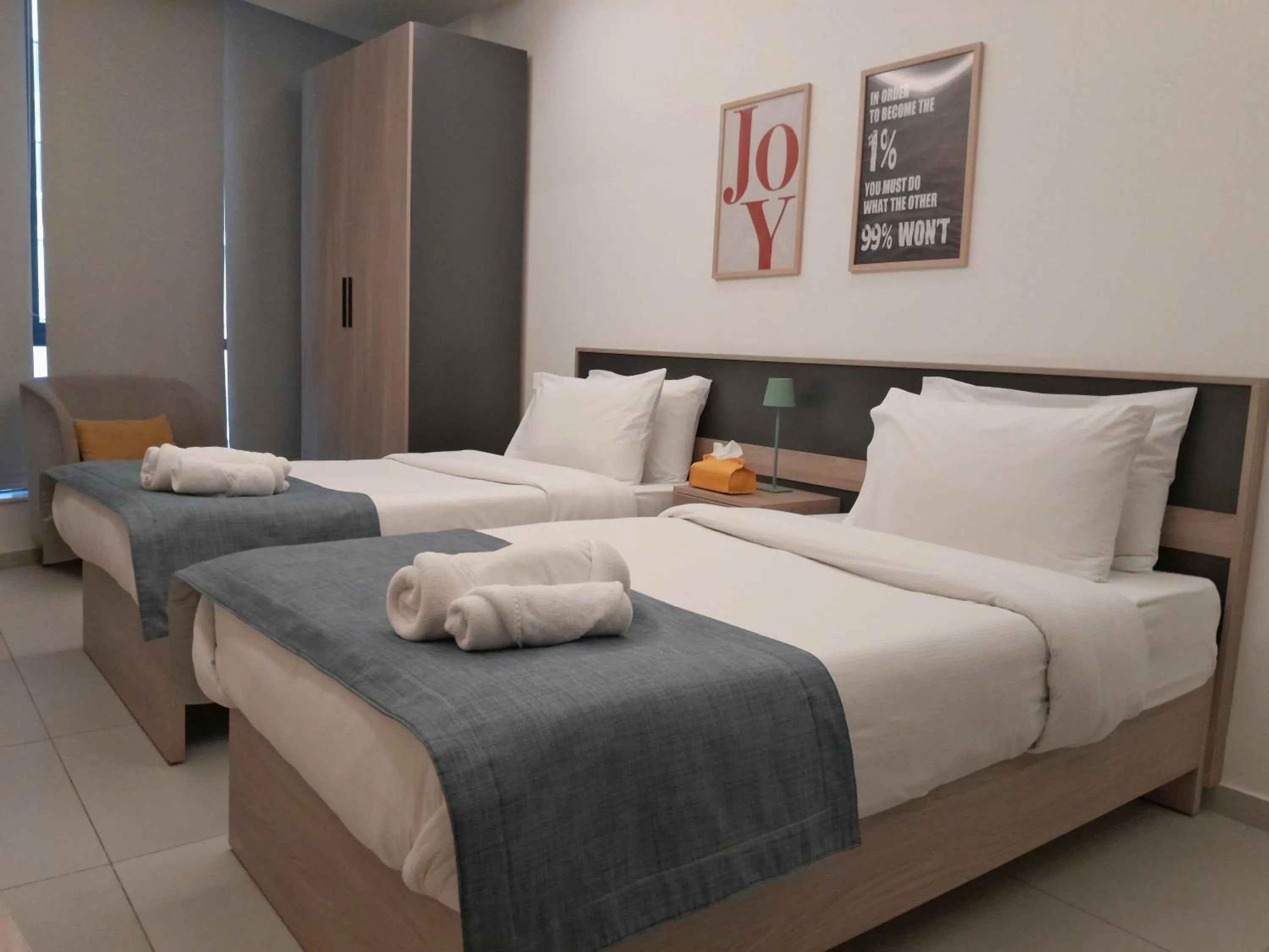 Bedroom, Bed in Shade Hotel Beirut