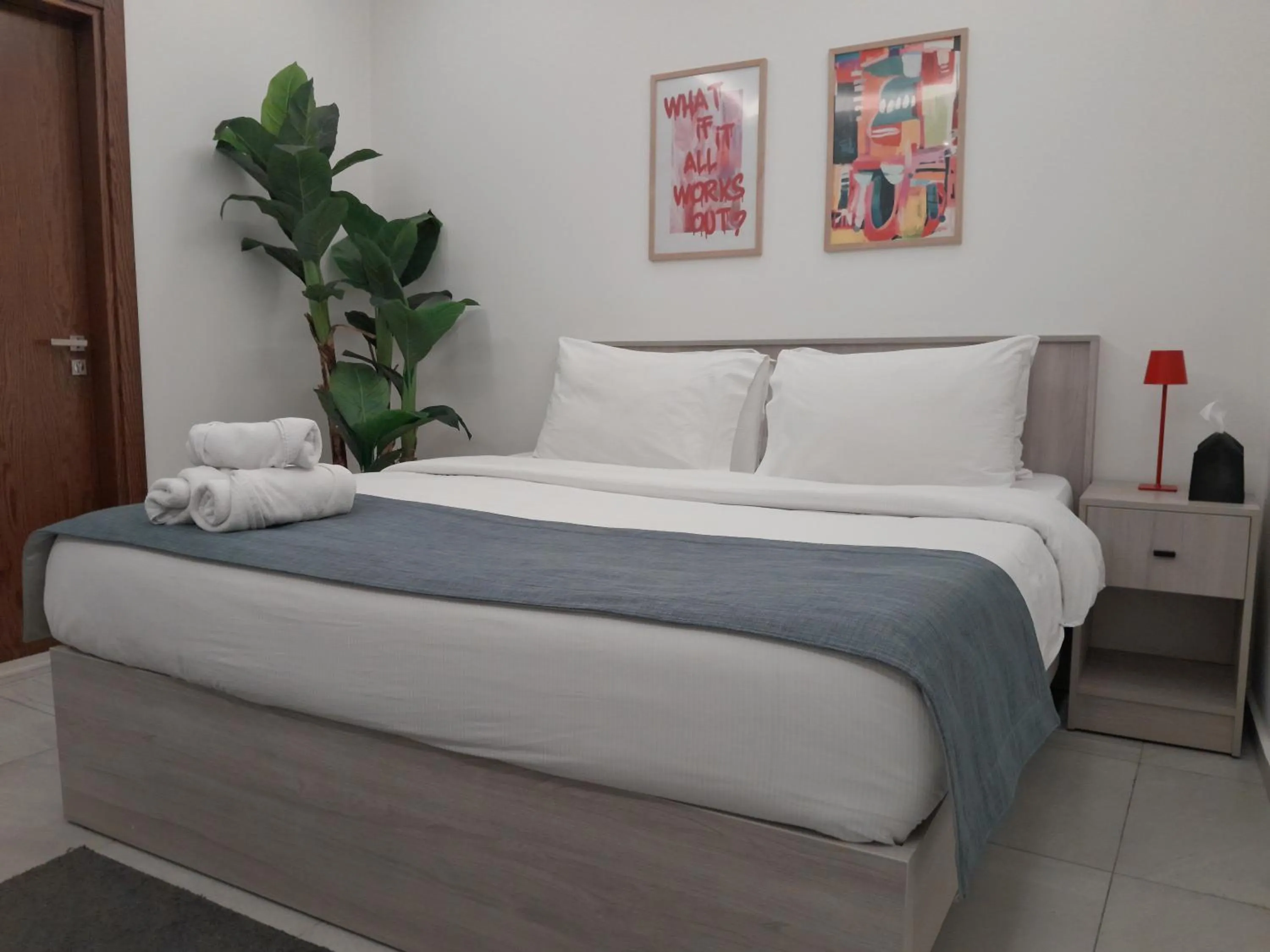 Bed in Shade Hotel Beirut