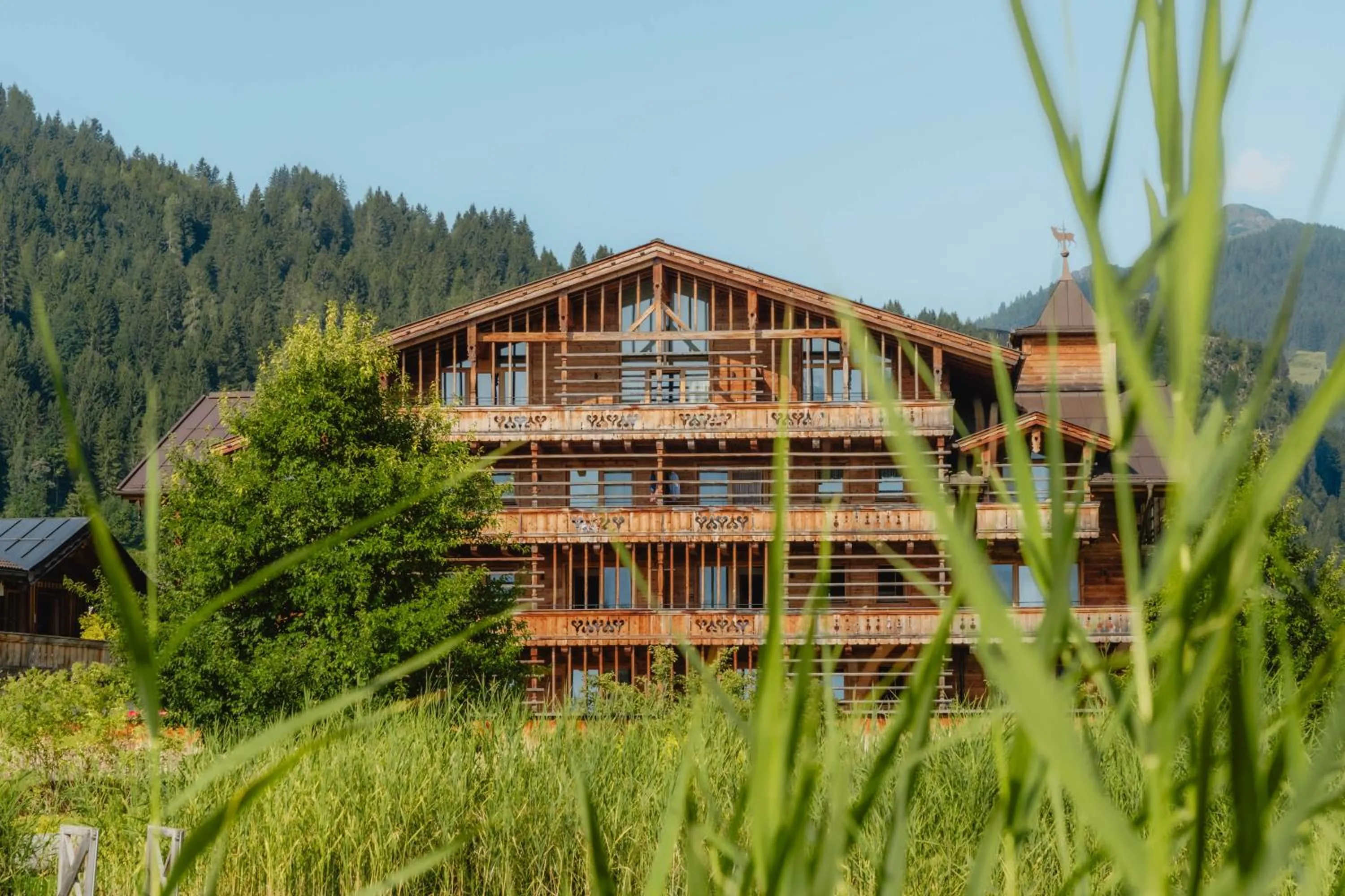 Property building in Naturresort PURADIES