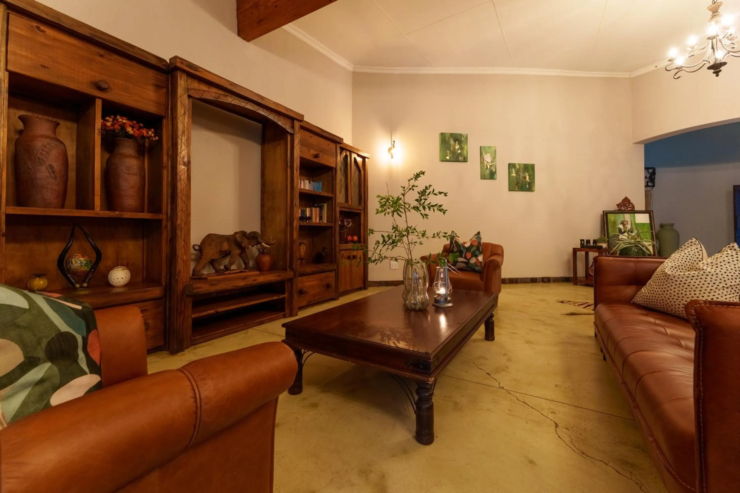 Lion Tree Top Lodge