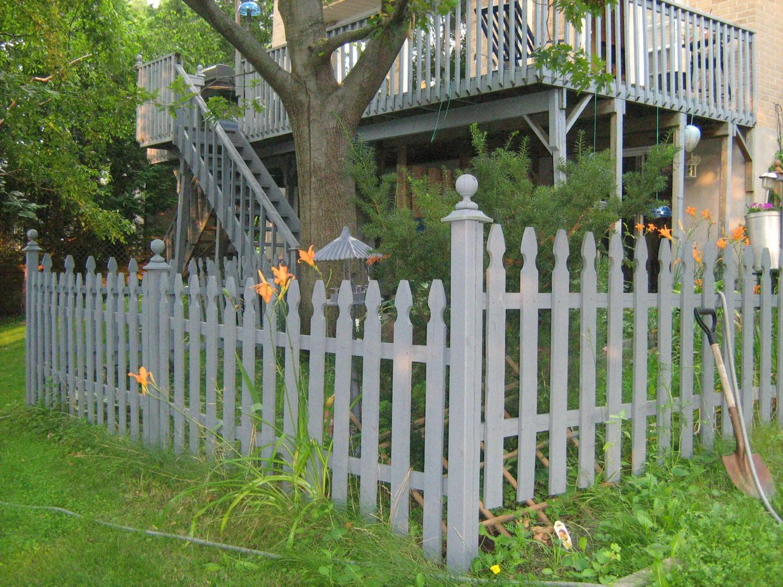 Facade/entrance in O'Brien House