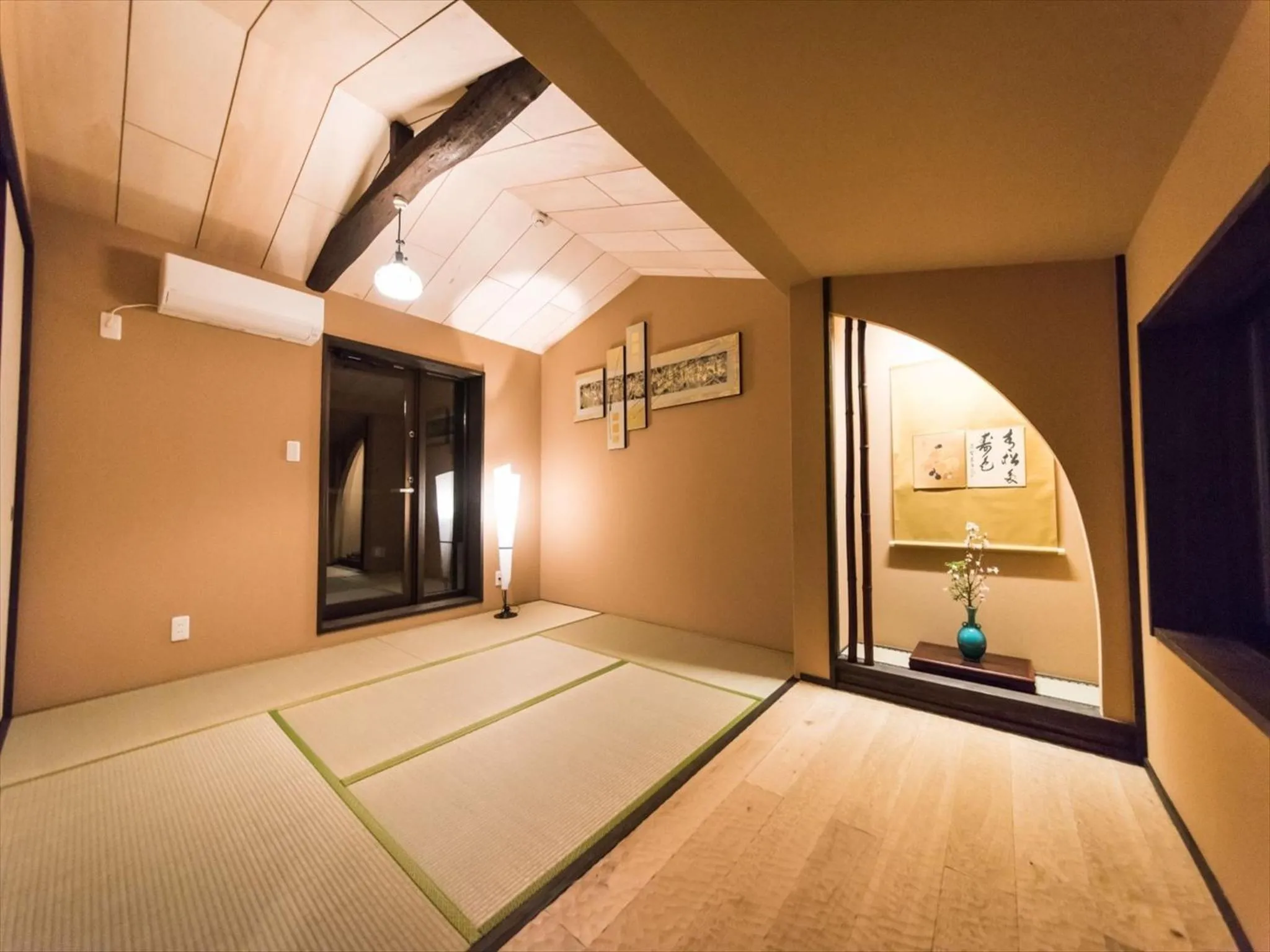 Bedroom, Bed in Yadoya KYOTO Nishinokyo