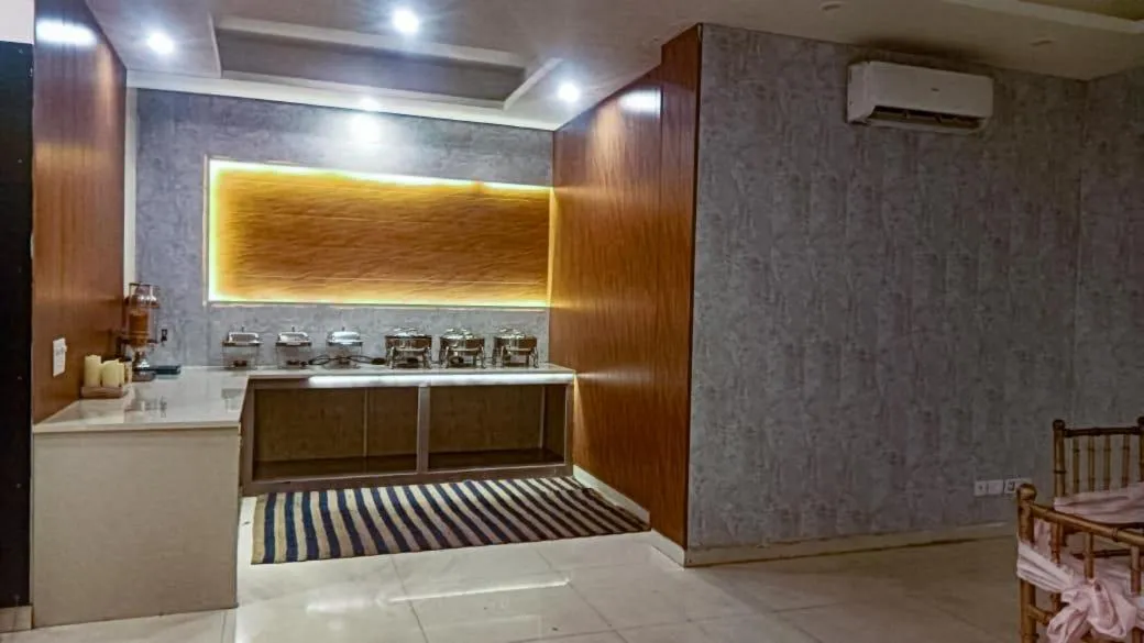 Akshay corporate hotel