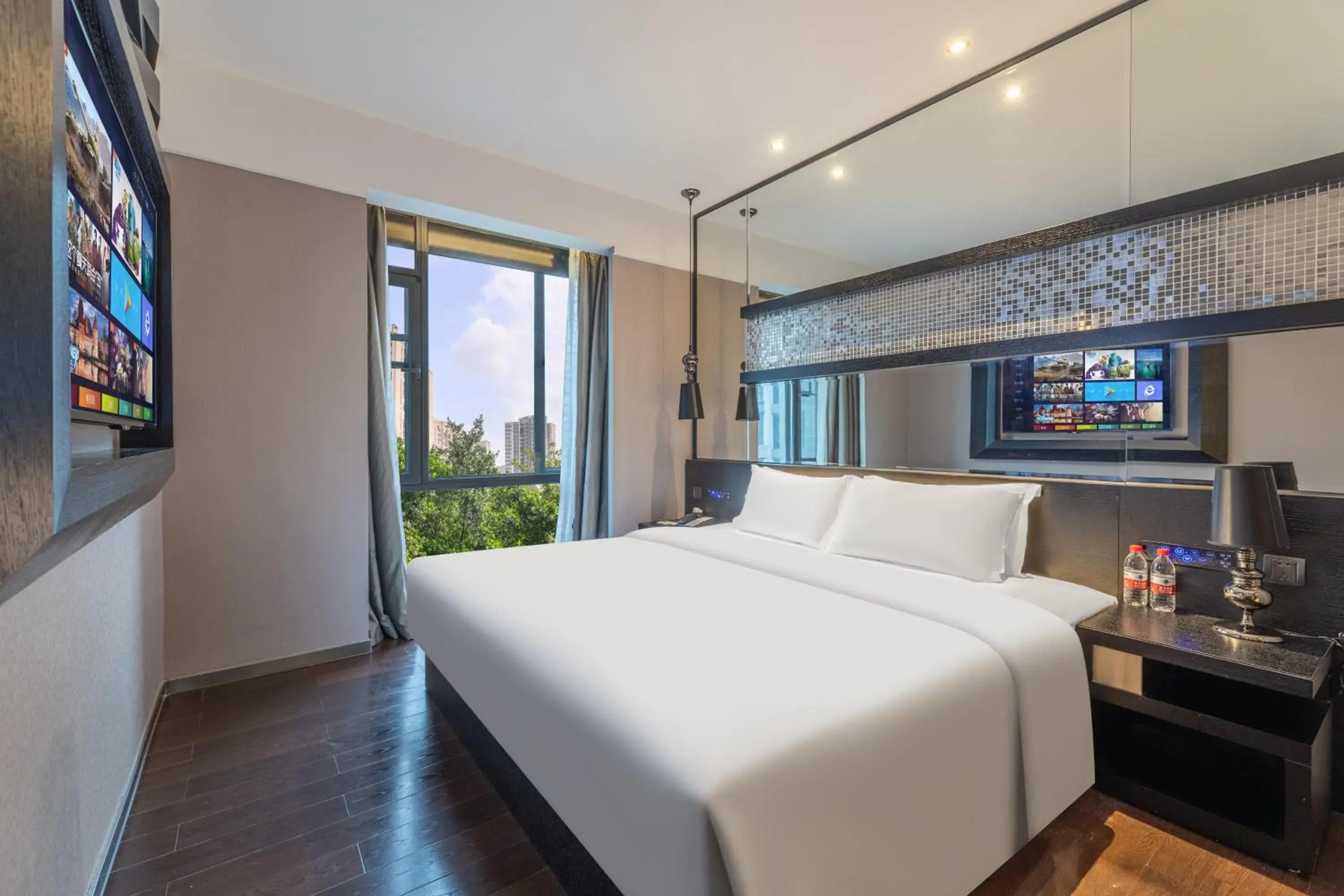 One-Bedroom Suite in Guangzhou Baiyun Airport Orange Crystal Hotel One-Bedroom Suite in Guangzhou Baiyun Airport Orange Crystal Hotel