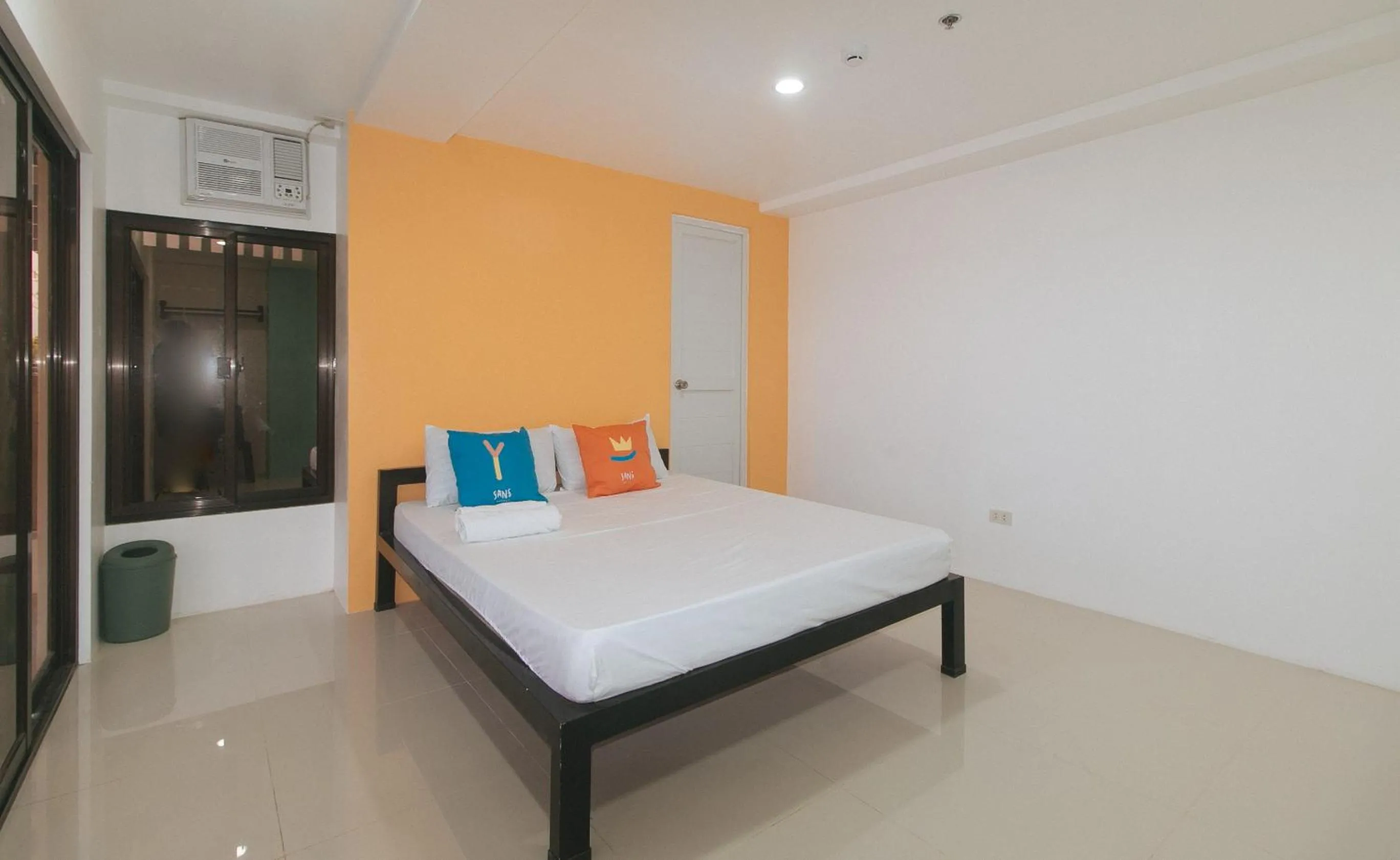 Bedroom, Bed in Sans Hotel near Enchanted Kingdom Santa Rosa Laguna