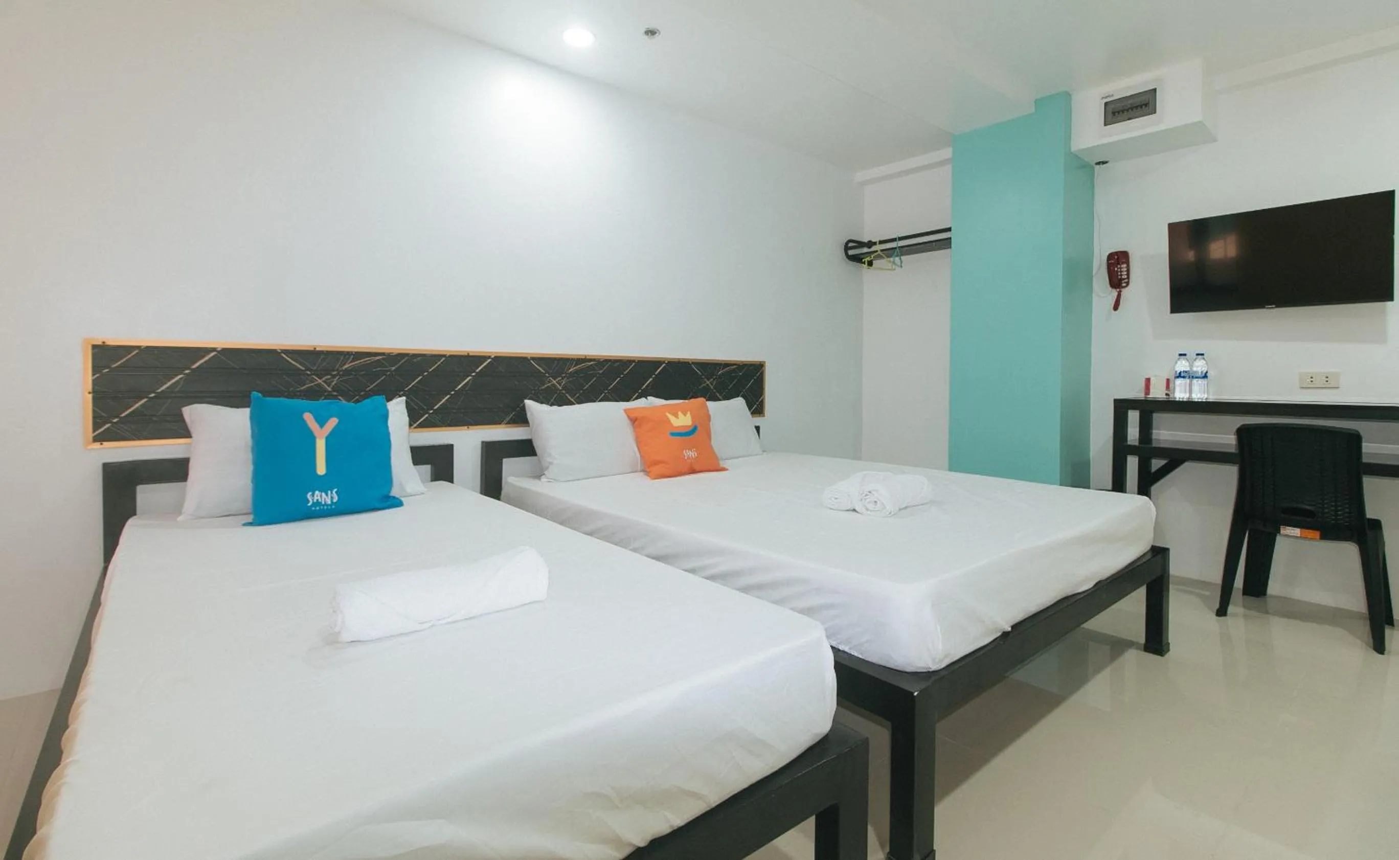 Bed in Sans Hotel near Enchanted Kingdom Santa Rosa Laguna