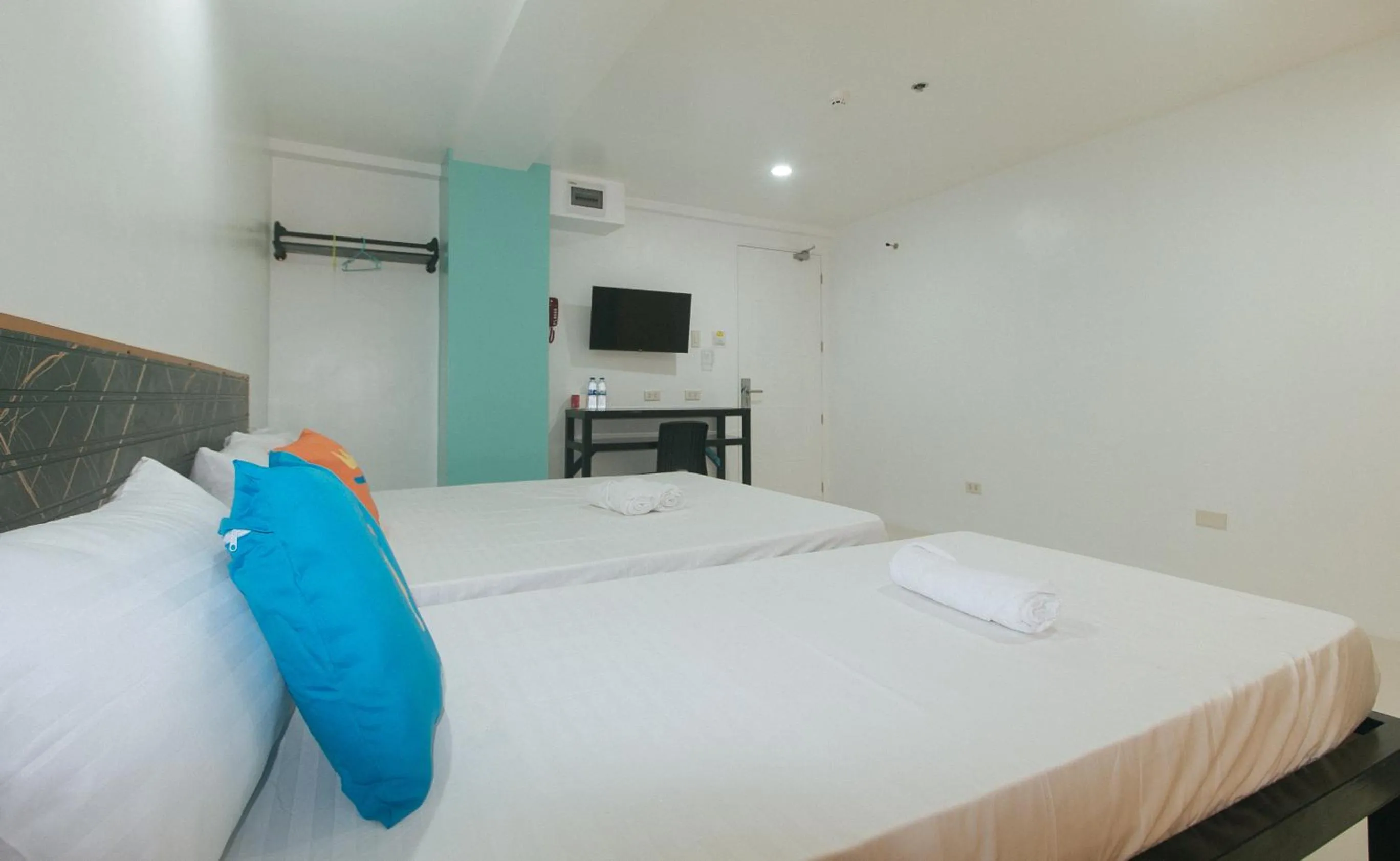 Bed in Sans Hotel near Enchanted Kingdom Santa Rosa Laguna