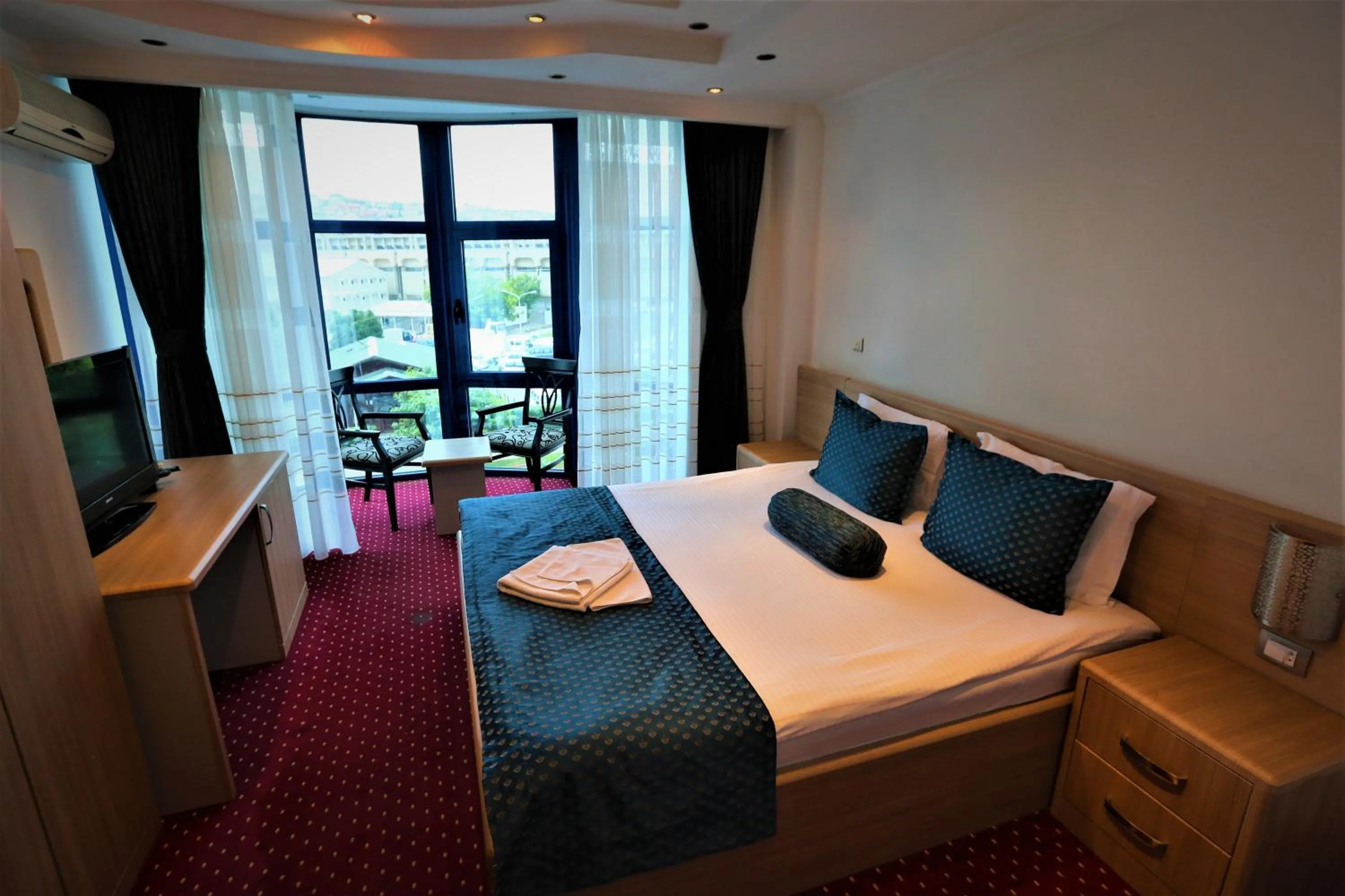 Triple Room in Hotel Pejton