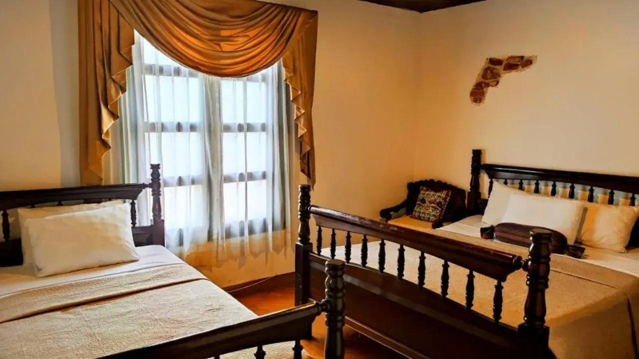 Basic Triple Room in La Quinta Santa Lucia Basic Triple Room in La Quinta Santa Lucia