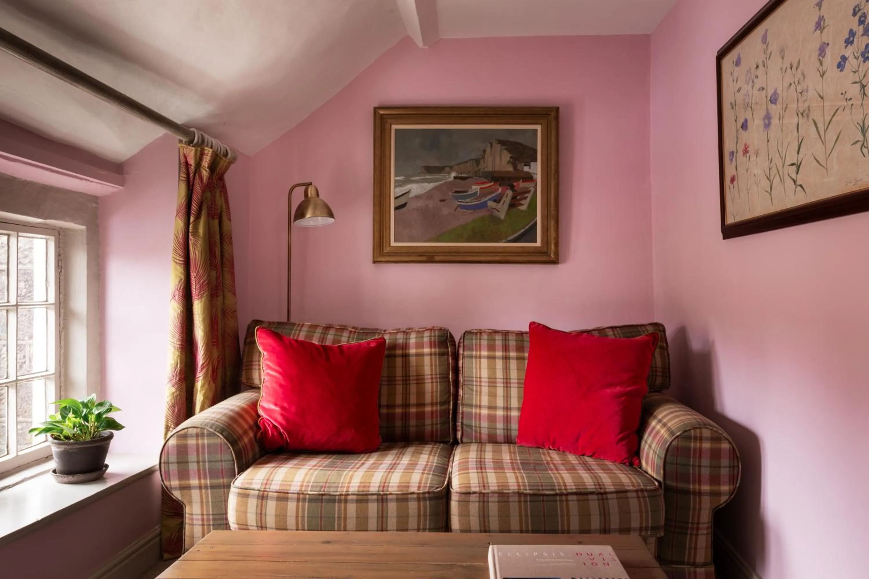 Seating area in Devonshire Arms at Beeley - Chatsworth