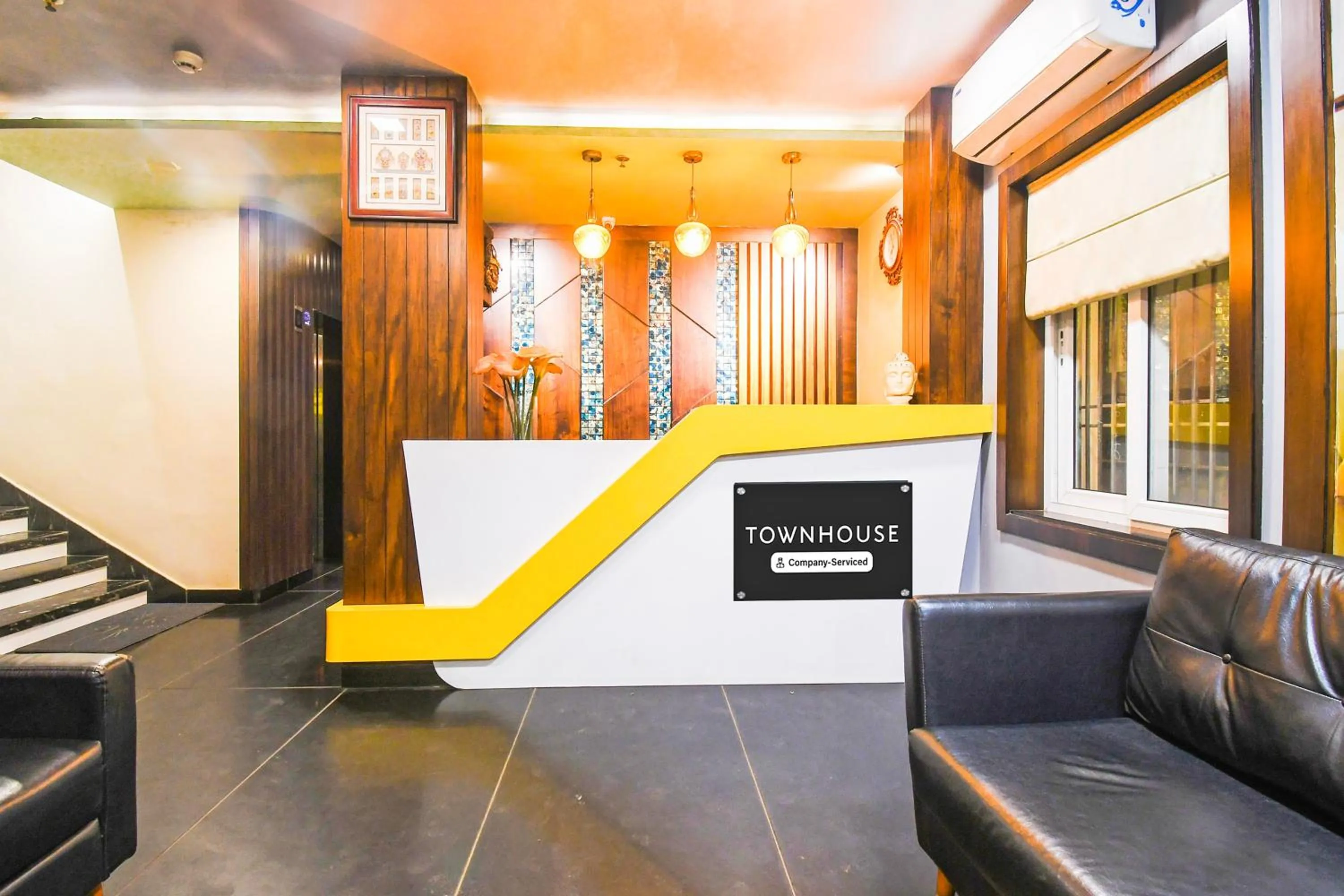 Lobby or reception in Super Townhouse Near Marine Drive