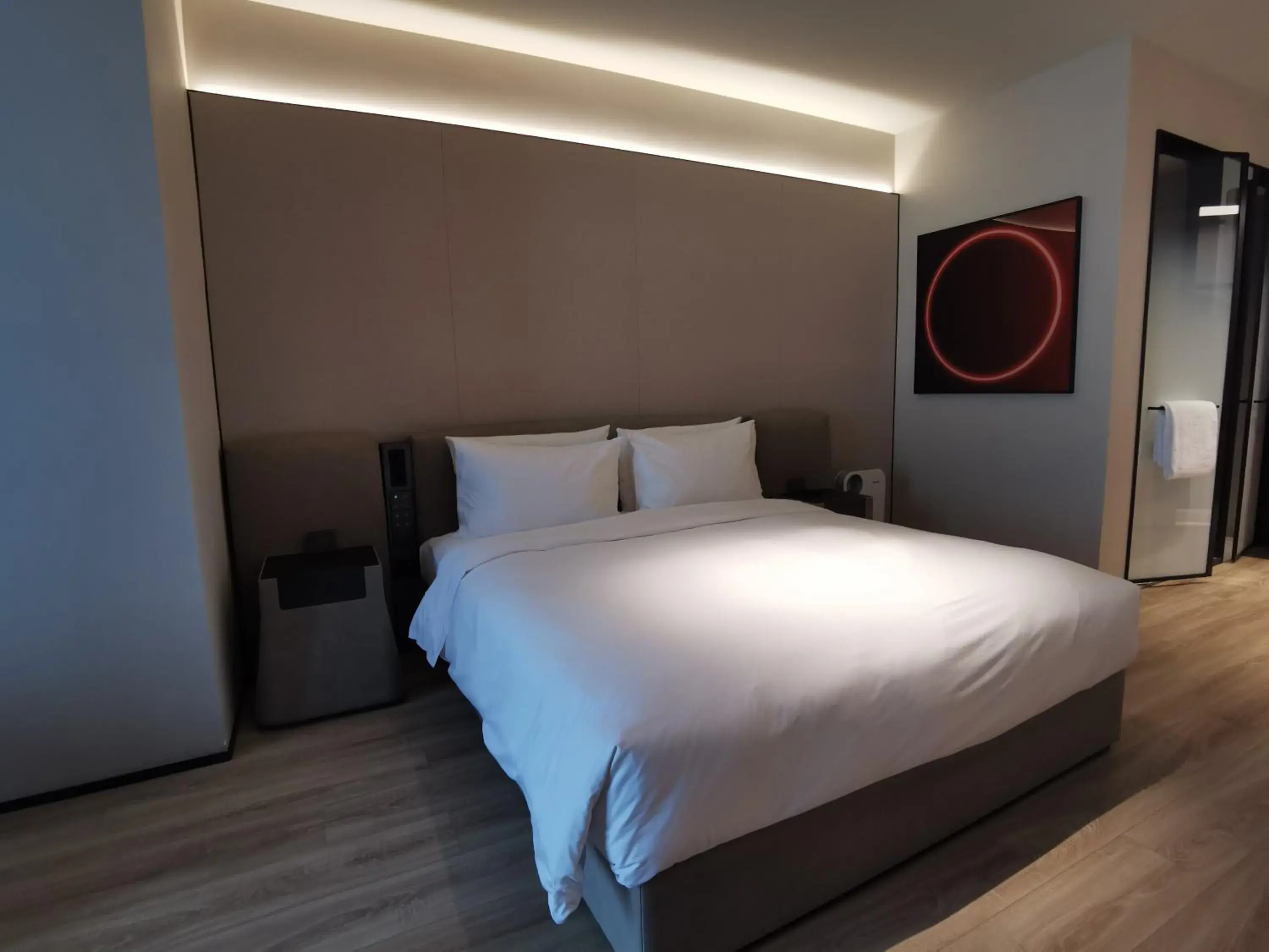Superior Double Room - single occupancy in Orange Crystal Hotel, Nanshan Science and Technology Park, Shenzhen Superior Double Room - single occupancy in Orange Crystal Hotel, Nanshan Science and Technology Park, Shenzhen