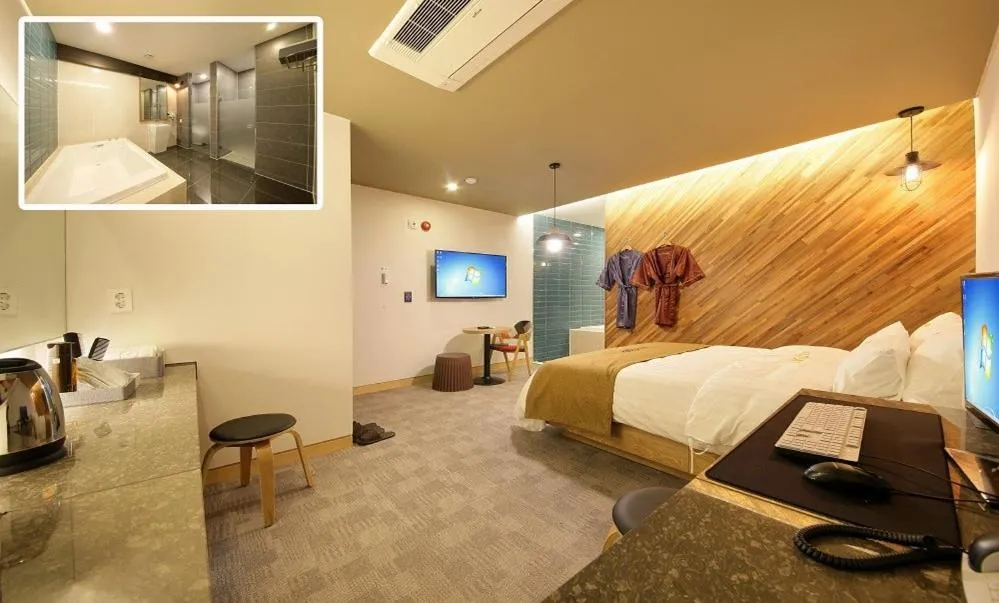 Bed in Jeonju Story Motel