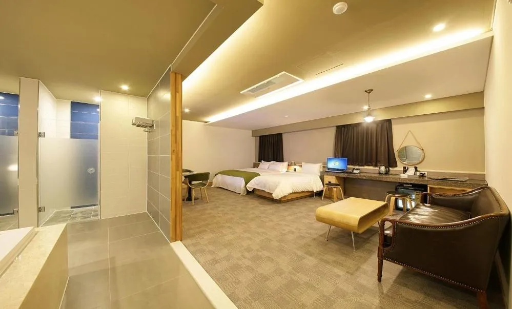 Bed in Jeonju Story Motel