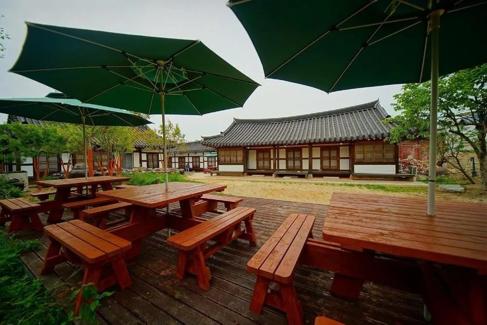 Jeonju Hanok Maeul Dongrakwon Hanok Hotel